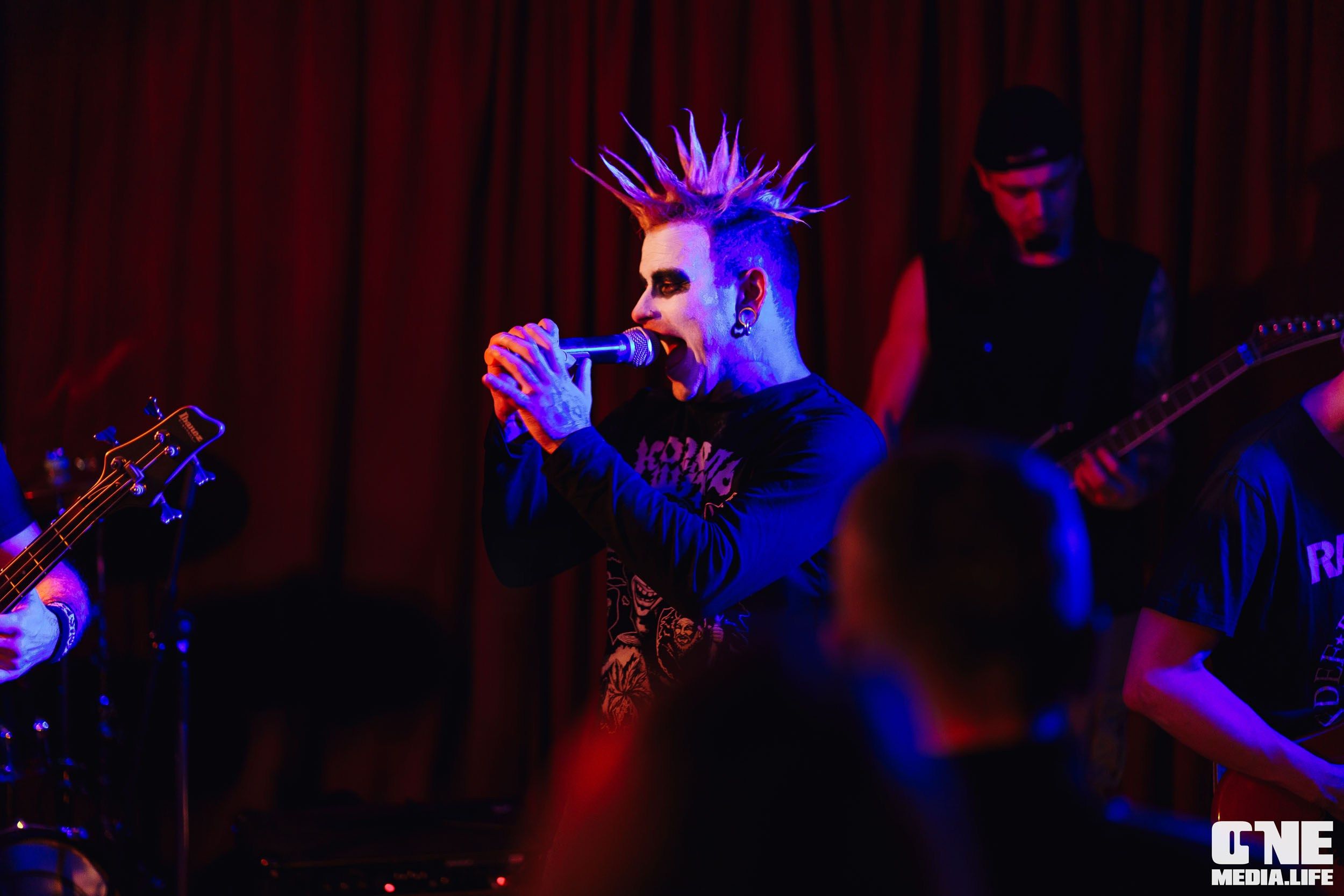 Фоторепортаж с концерта Король и Шут. One Media Life: фоторепортажи, фотоотчеты с мероприятий и заведений