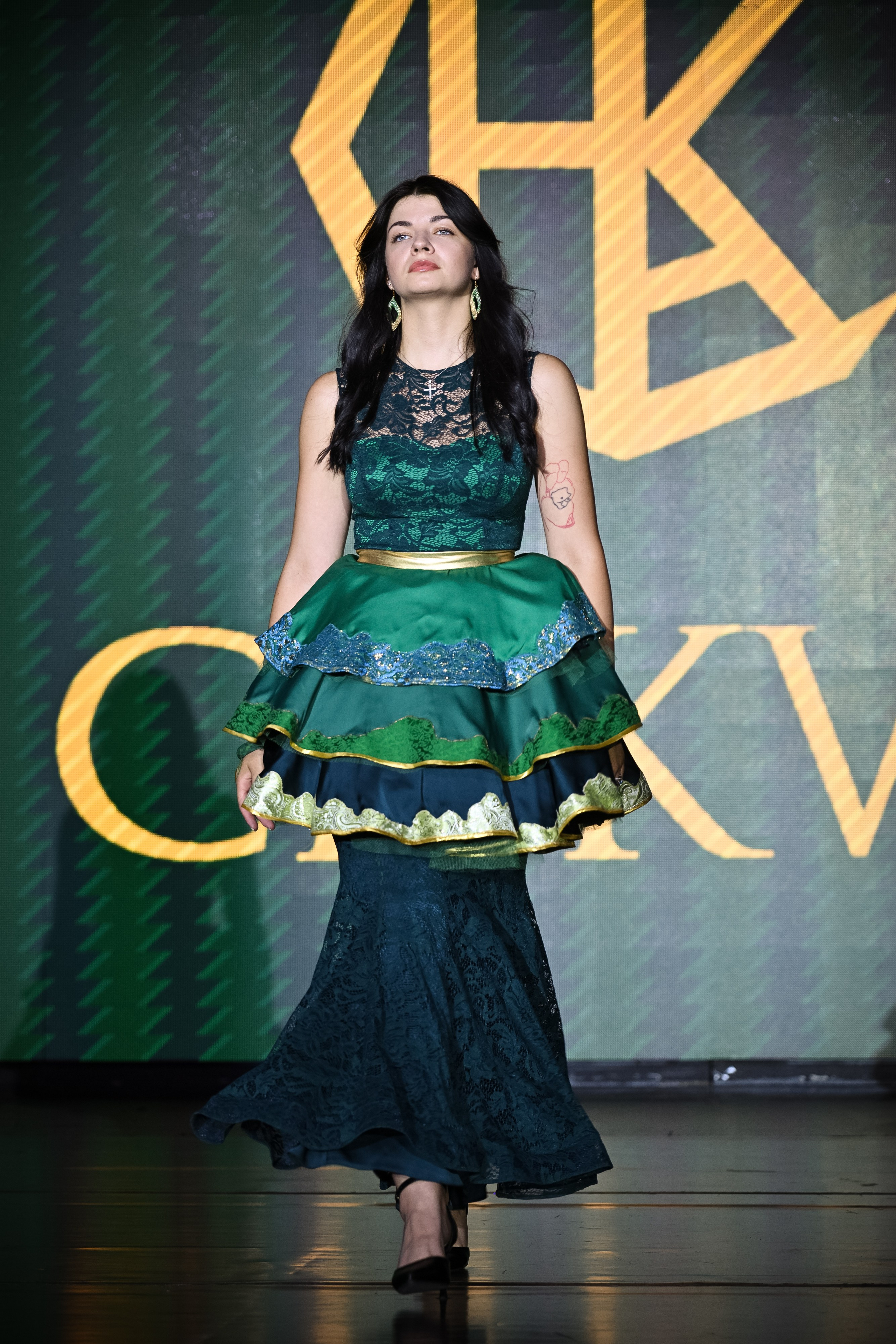 Модные показы. Фотограф Максим Мицун. Портрет, свадьба, репортаж, каталог