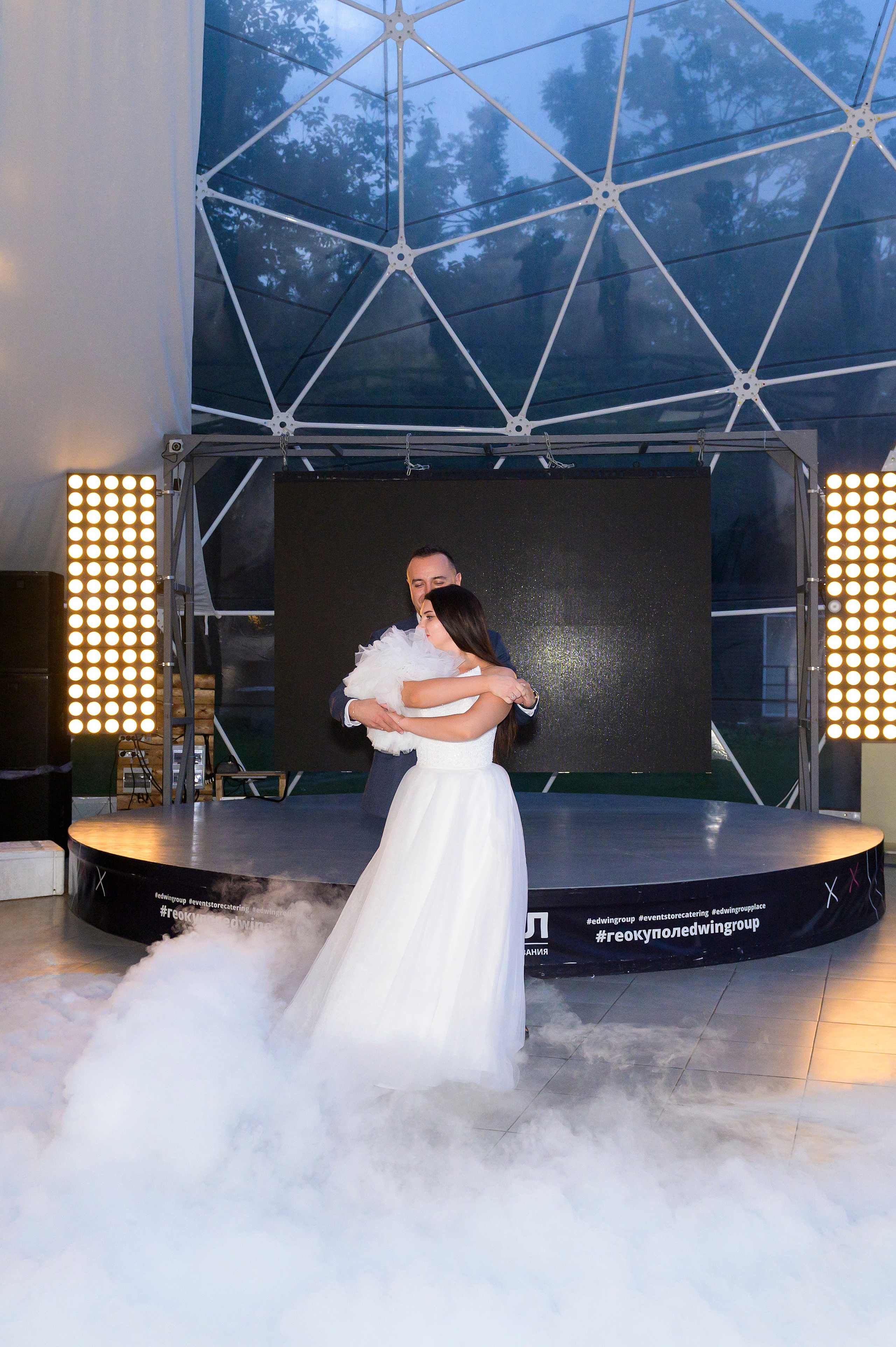 Алина и Адем. Свадебный банкет. Семейный и свадебный фотограф во Владивостоке