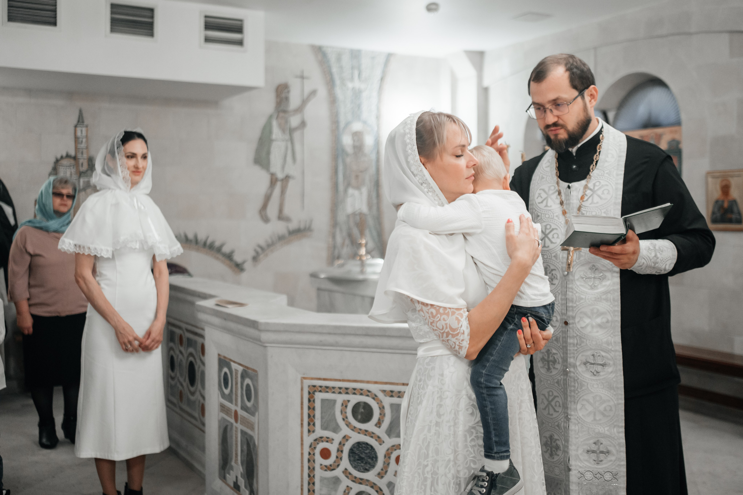 Крещение Артемия. Семейный фотограф в Москве и Подмосковье Иванова Нина