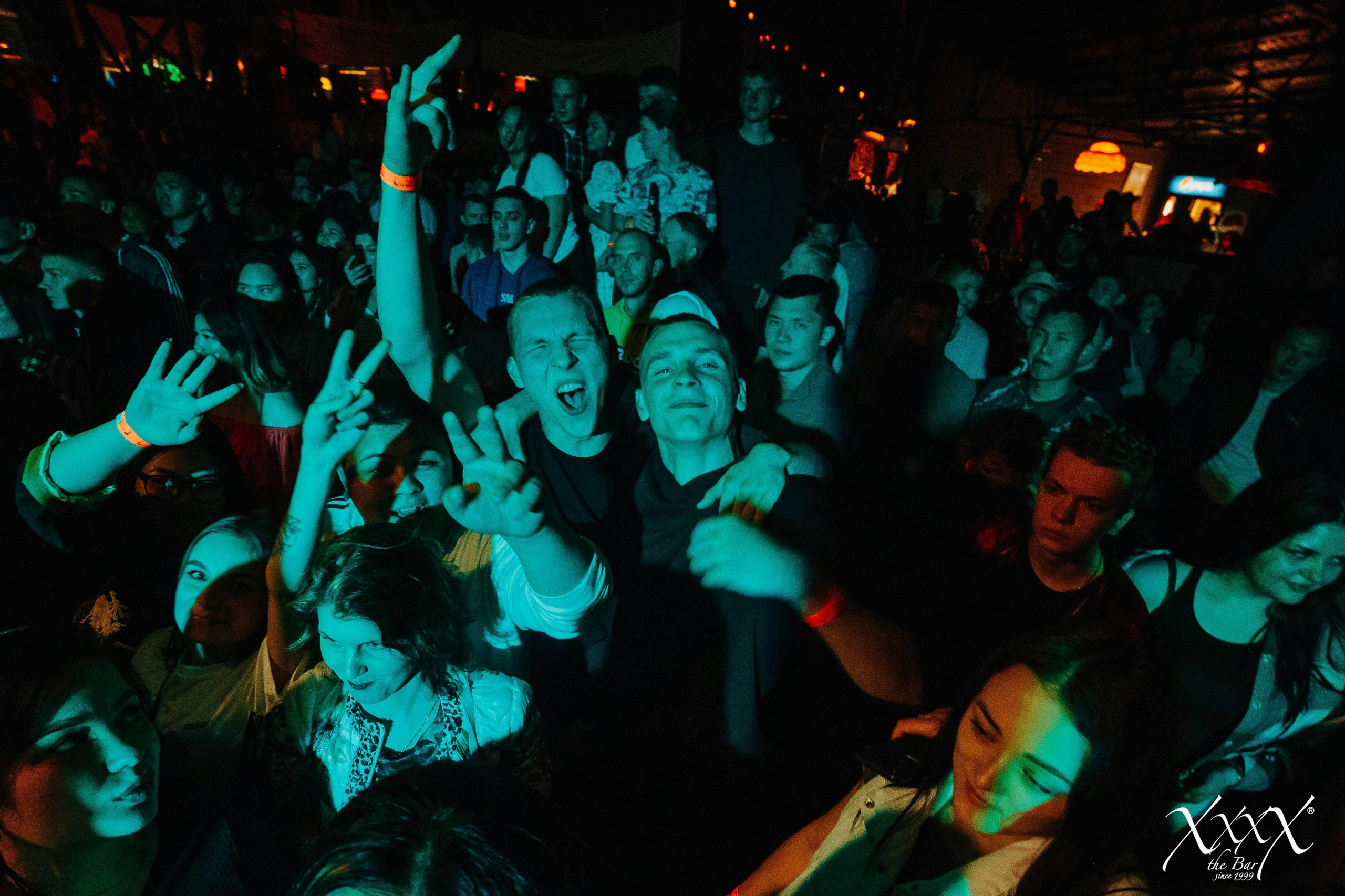 The bar XXXX. Репортажный (Event) фотограф в Барнауле | Даниил Маркин | Качество и вайб