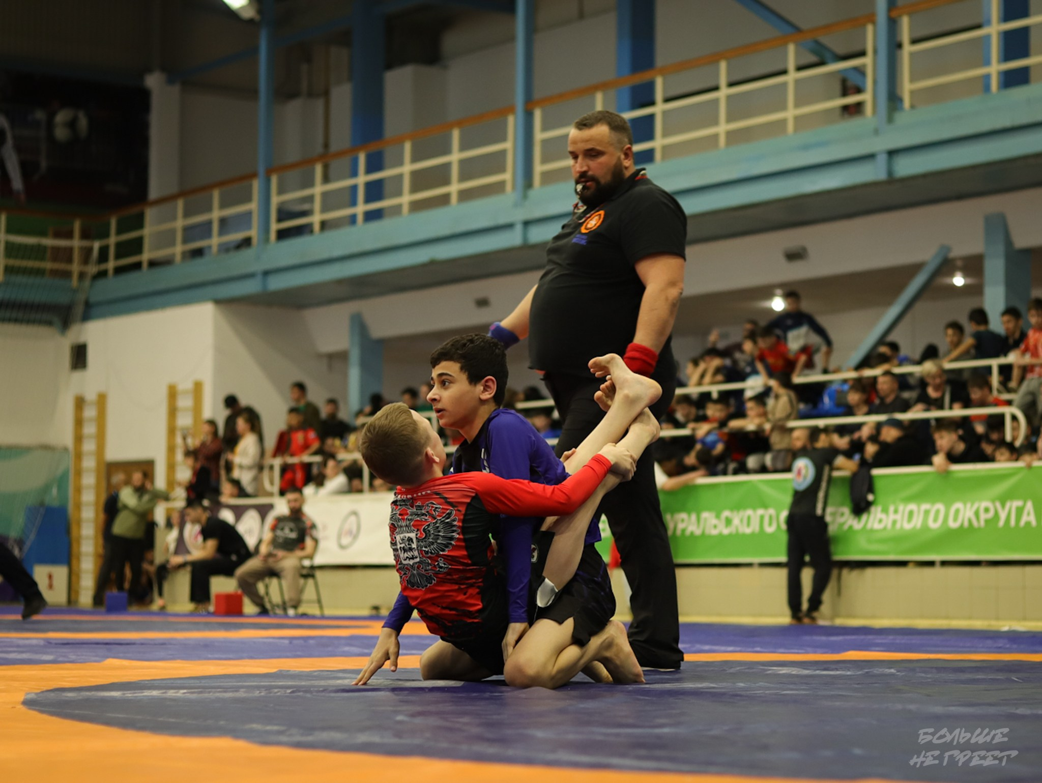 ПЕРВЕНСТВО УРФО ПО СПОРТИВНОЙ БОРЬБЕ ГРЭППЛИНГ И ГРЭППЛИНГ-ГИ. Больше не греет