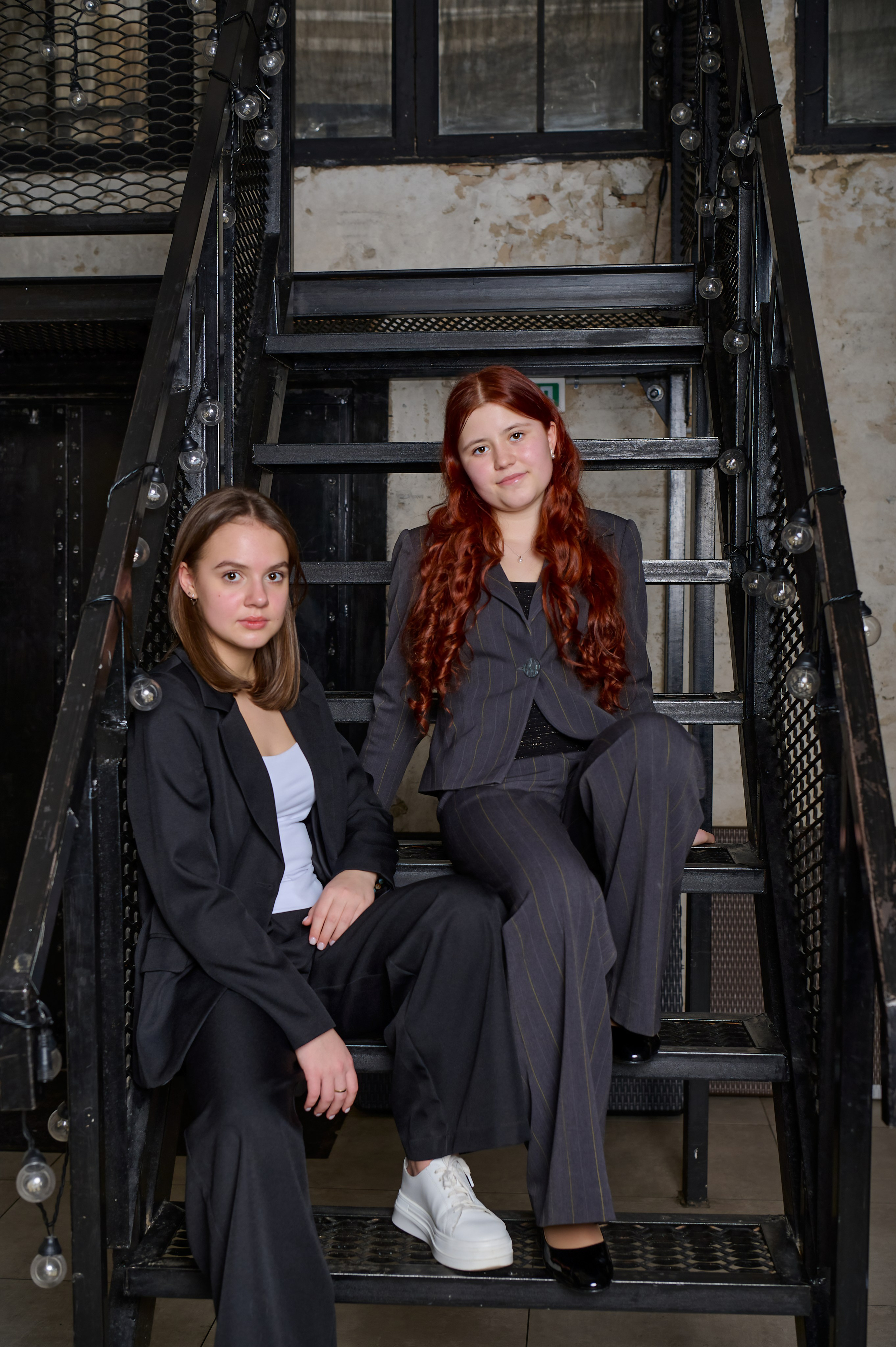 Пример фото выпускников в студии. Детский и семейный фотограф г. Москва Оксана Катаджи