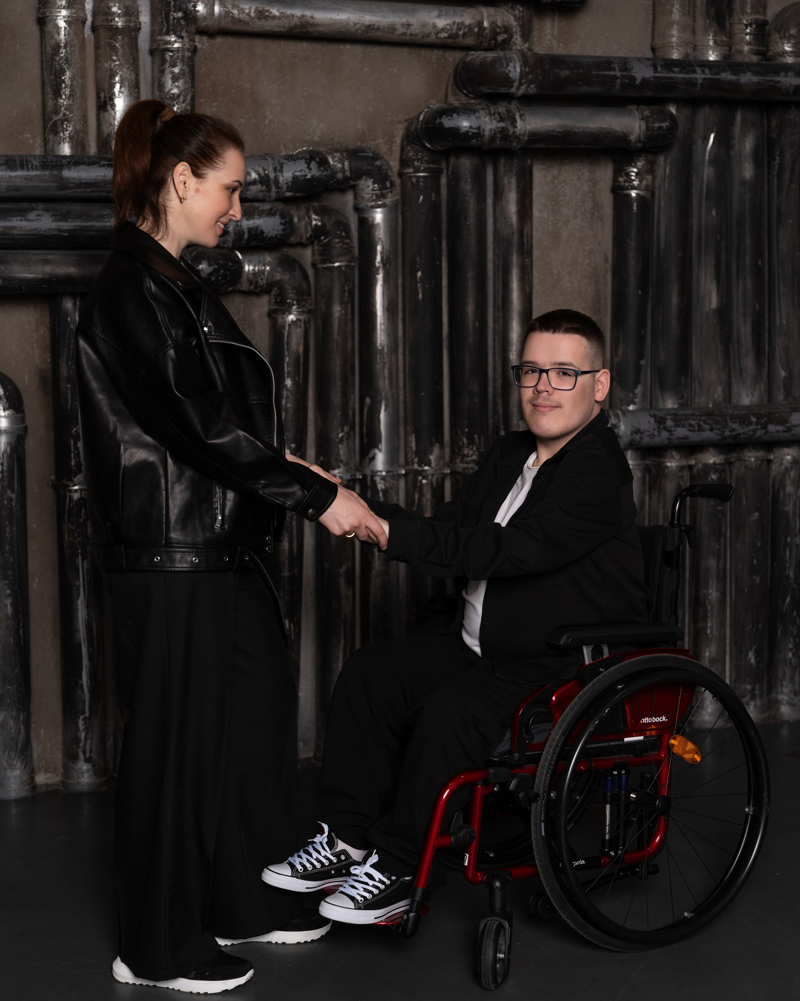 Фотосессия в Cross+Studio зал Цех. Детский и семейный фотограф г. Москва Оксана Катаджи