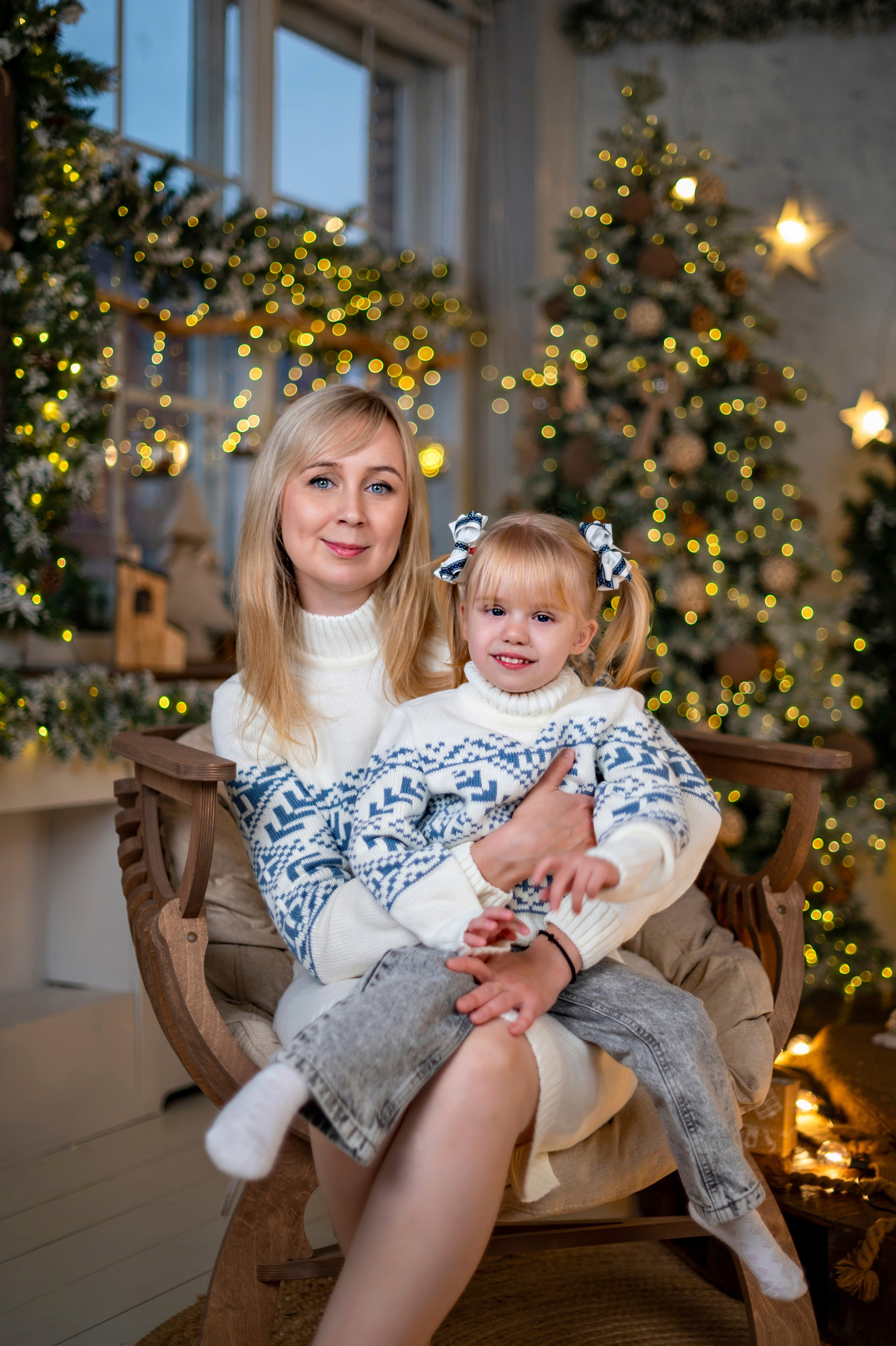 Семейная фотосессия студия Леонардо. Детский и семейный фотограф г. Москва Оксана Катаджи