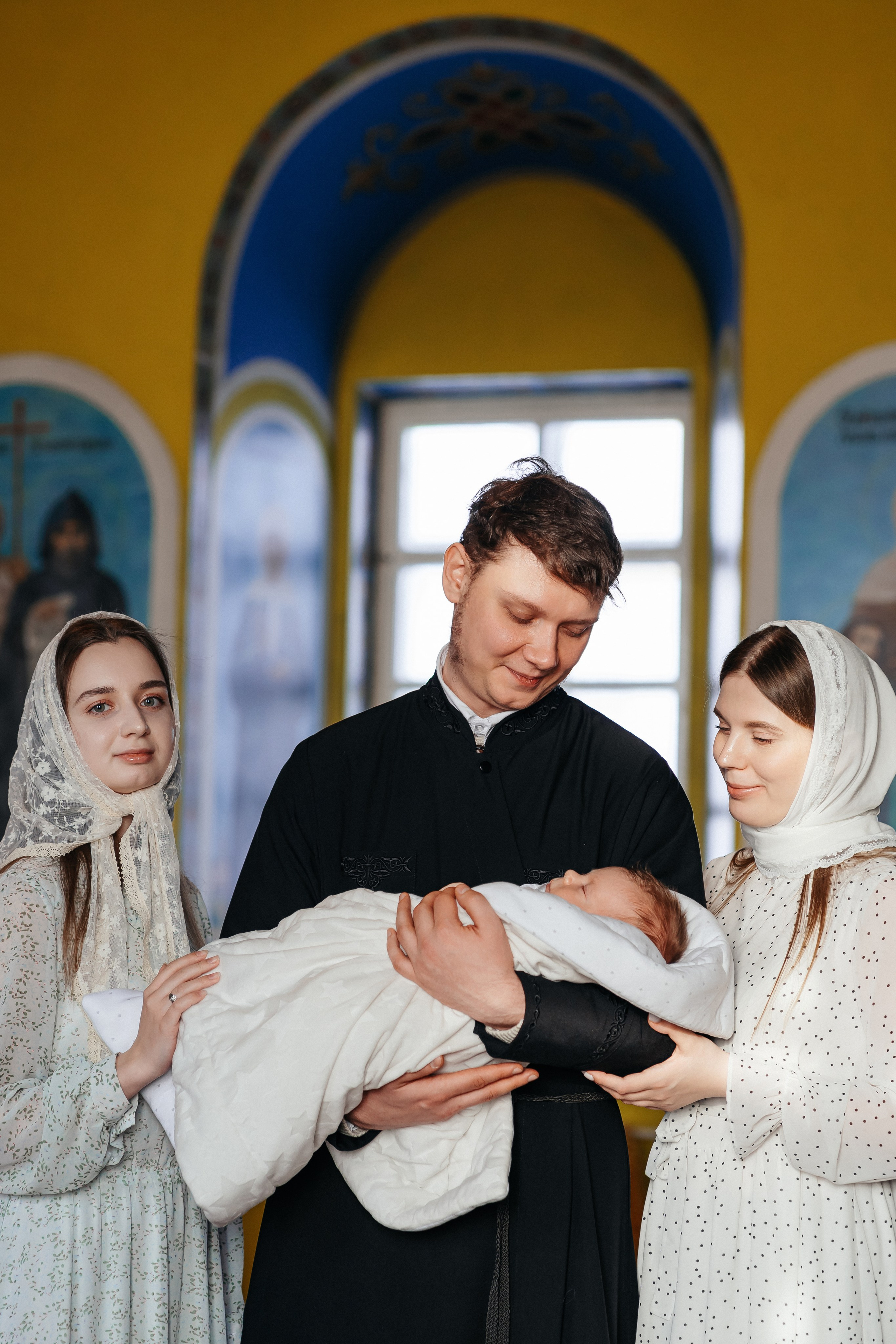 Фотосъемка крещения. Фотограф Ким Наталья в Красноярске