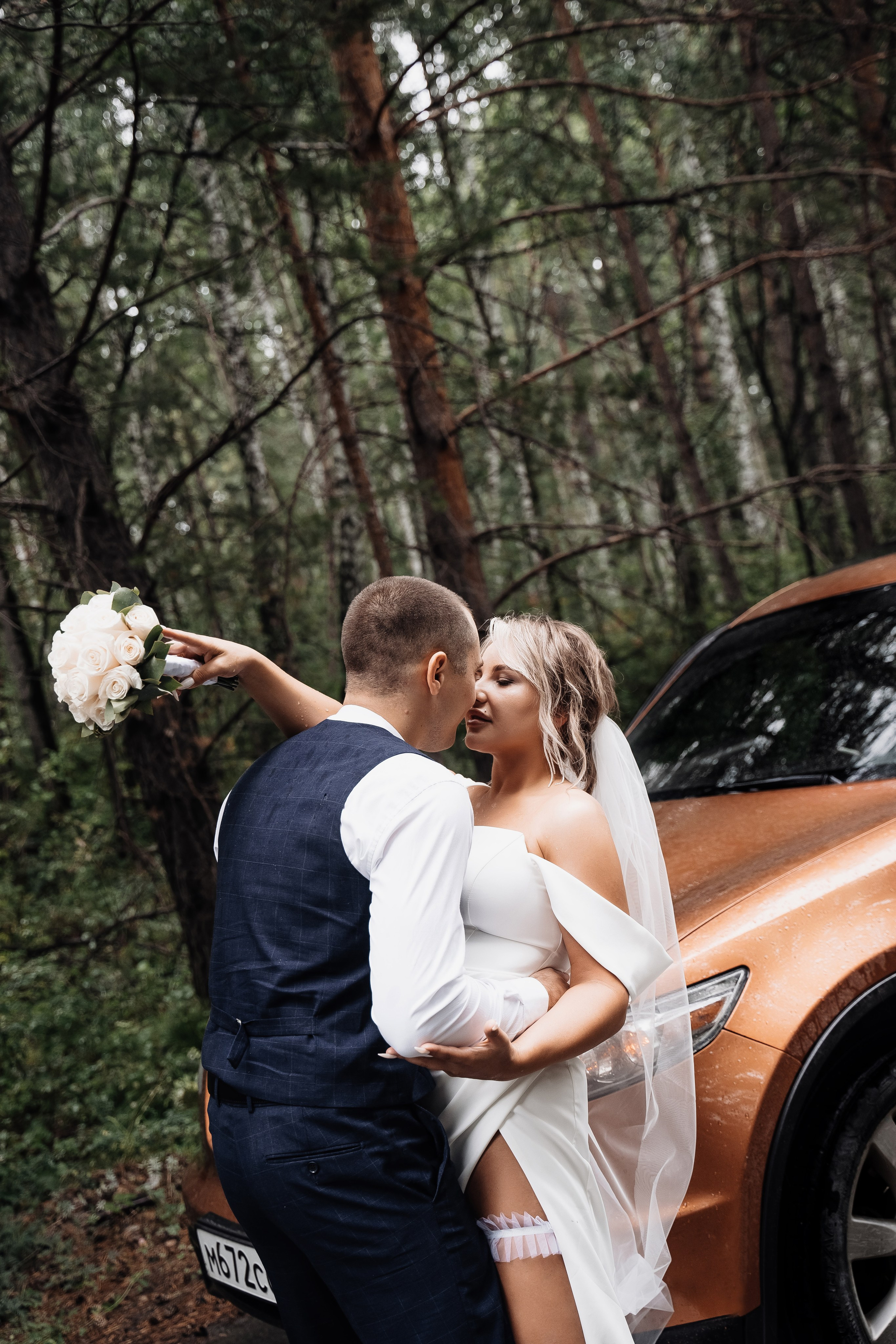 Илья + Лена. Моменты и истории о вас настоящих