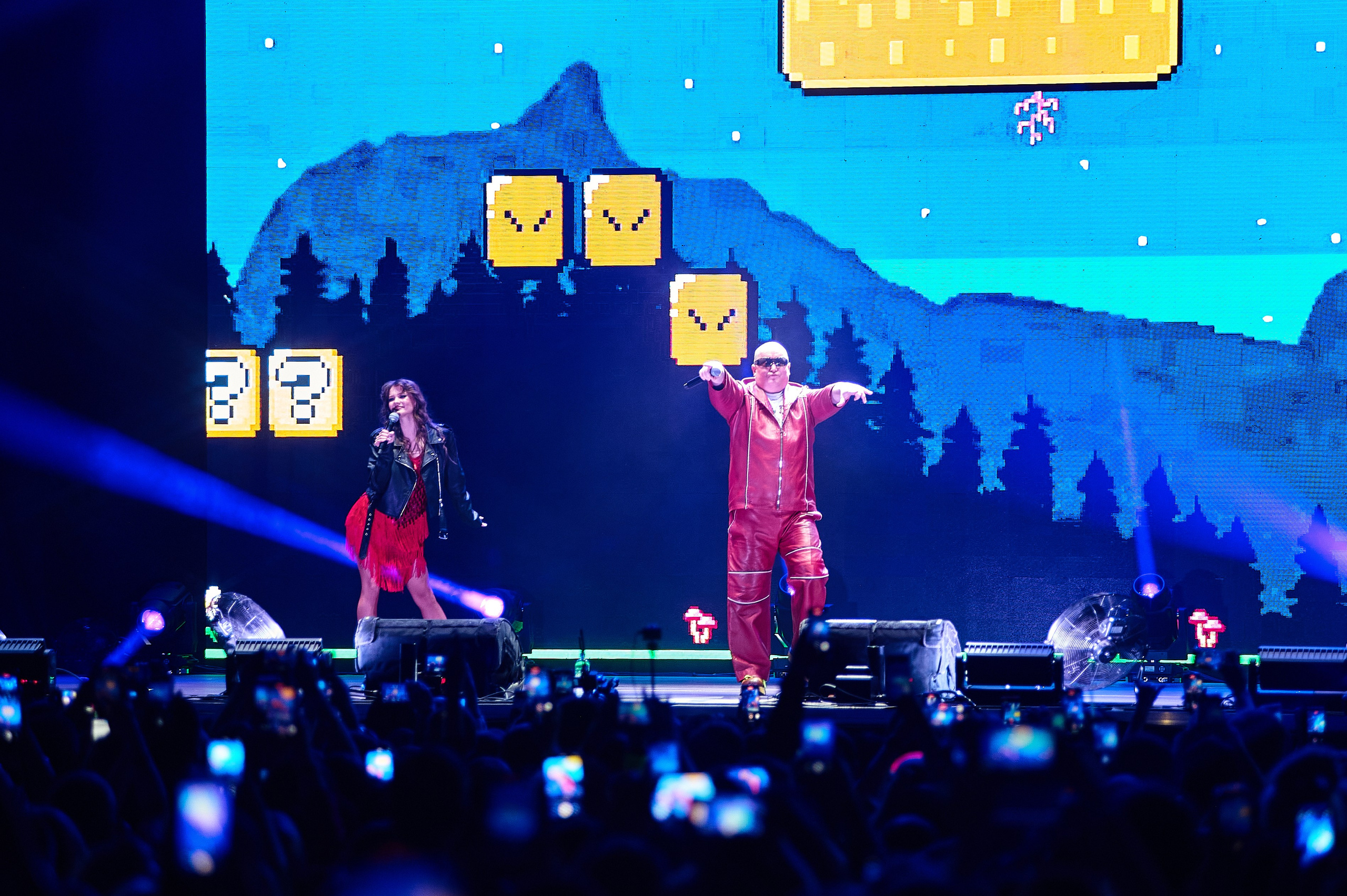 Супердискотека 90-х в Красноярске RECORD. Фотограф Москва Concerts photo / Fashion photо