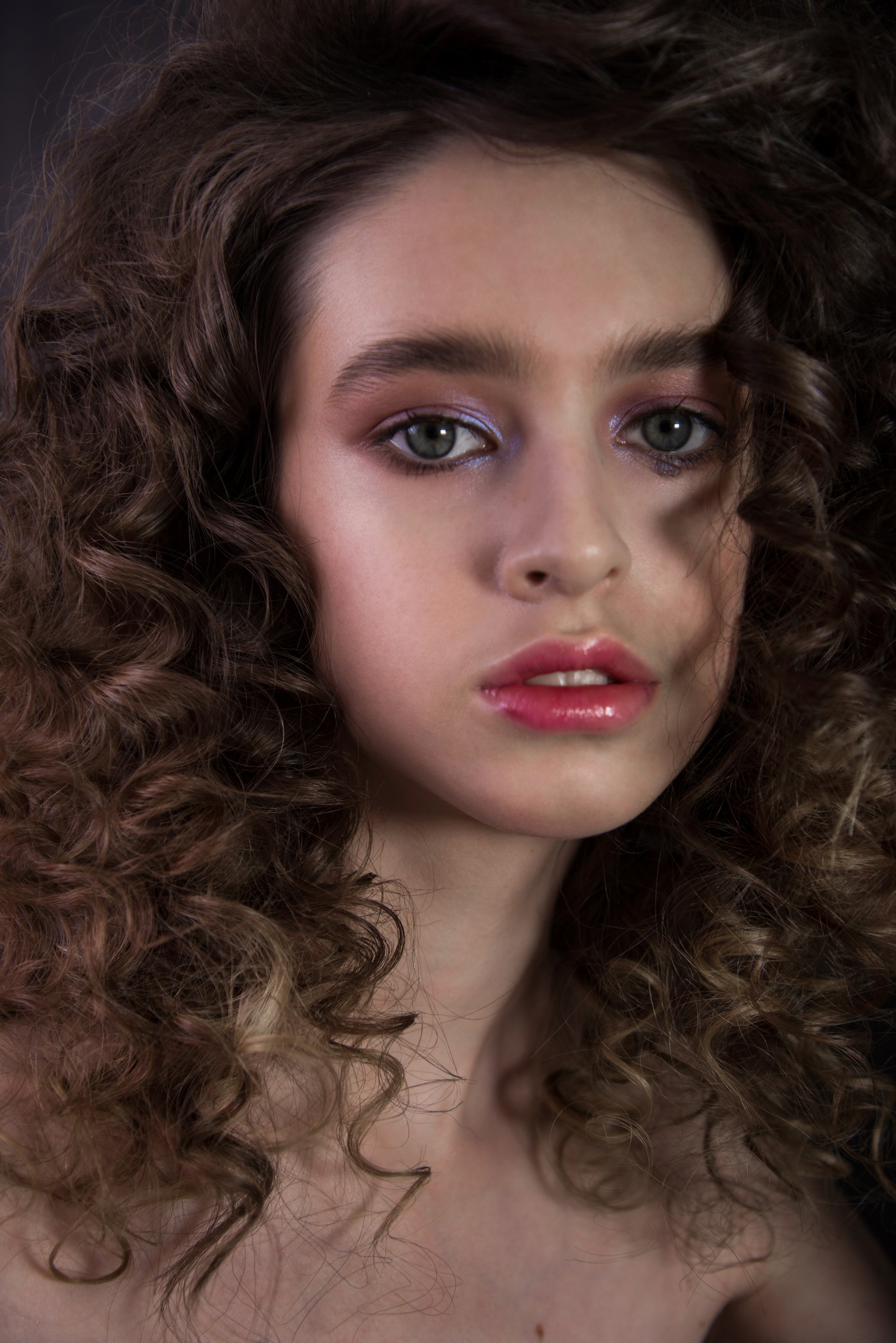 Женский Портрет. Главная