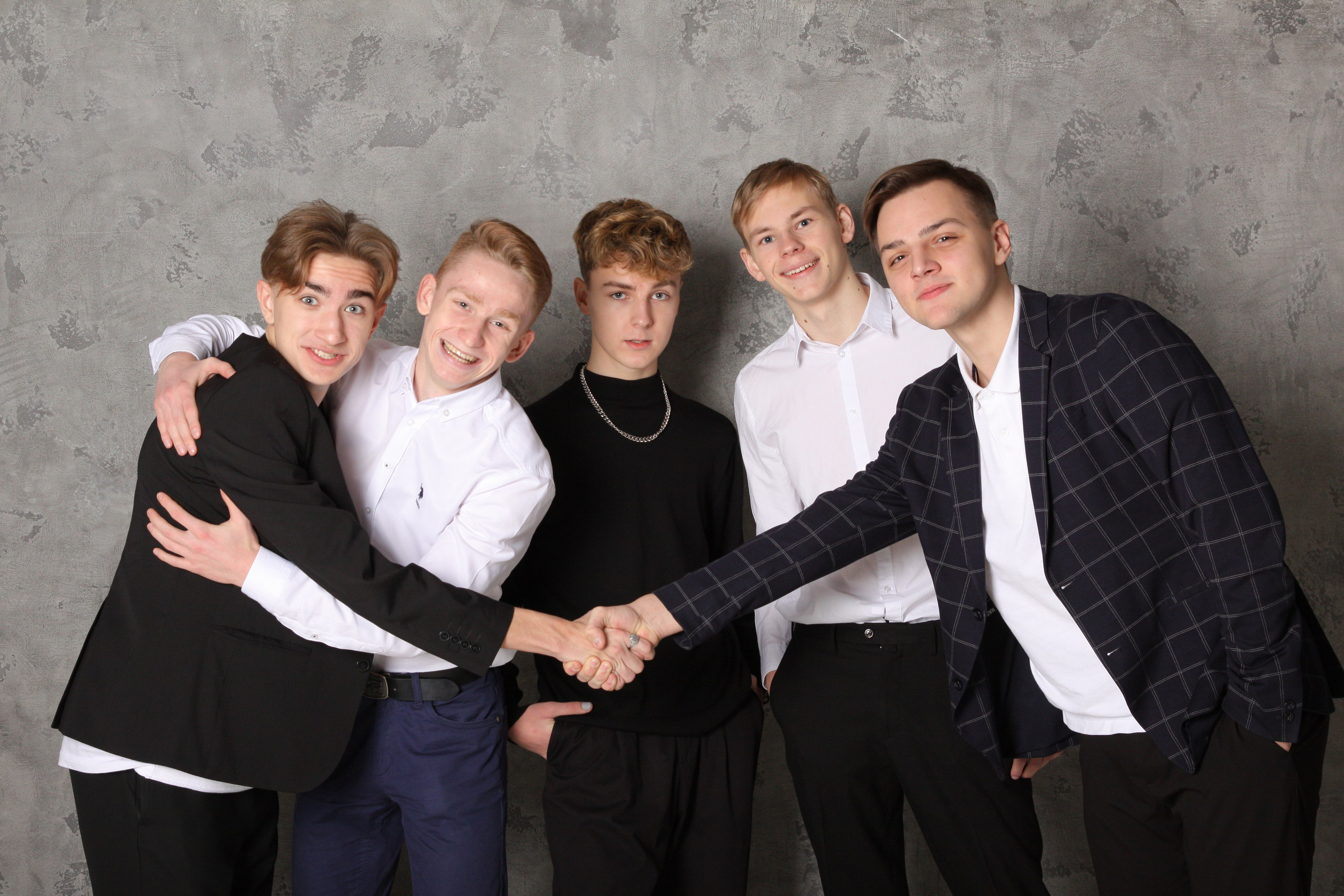 ФОТОСЕССИЯ В СТУДИИ. Школьная фотография в Санкт-Петербурге, выпускные альбомы, фотосессии