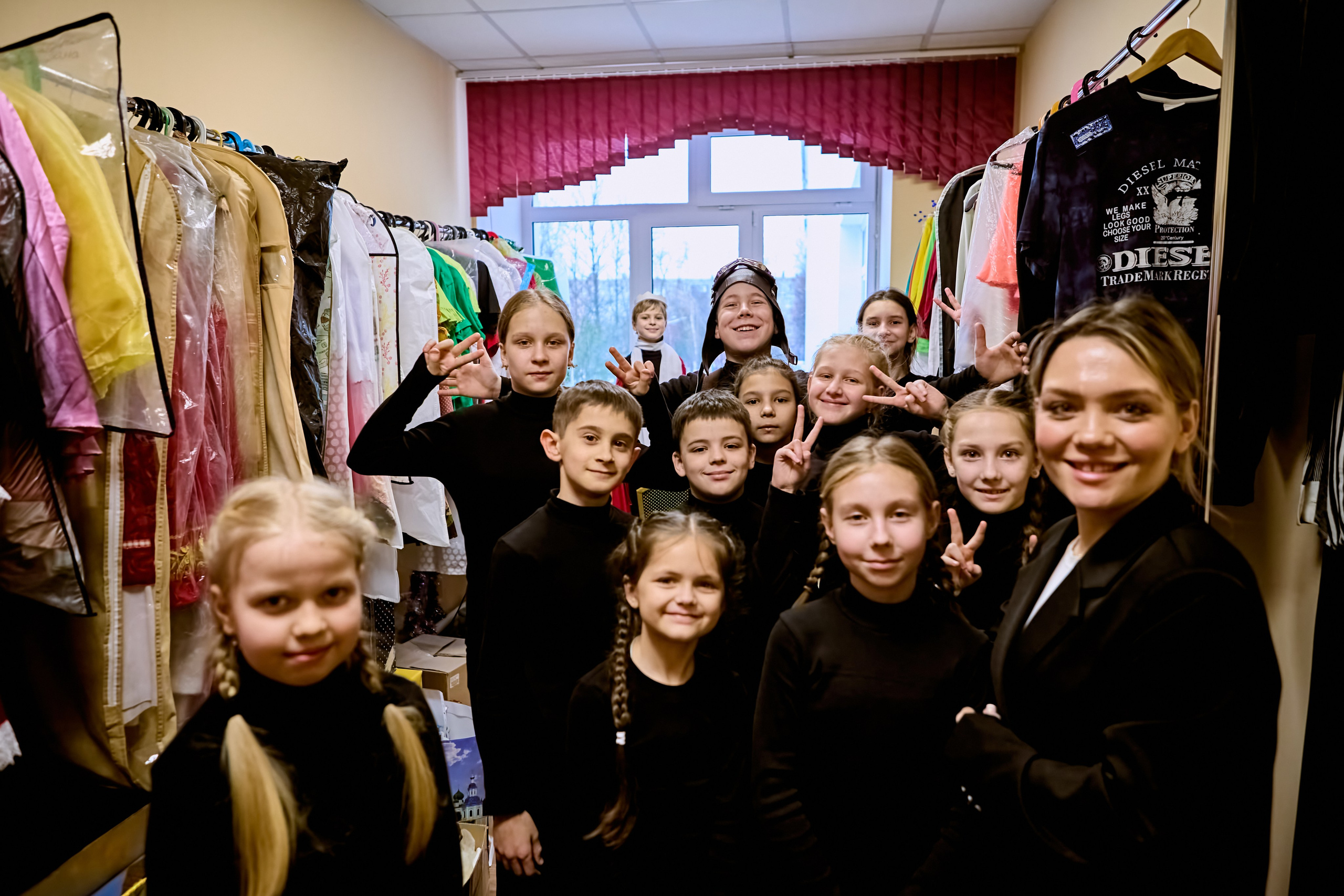 Артисты перед премьерой  "Маленький принц" . Православная Гимназия г. Дзержинск. Фото Православный фотограф Николай Голованов