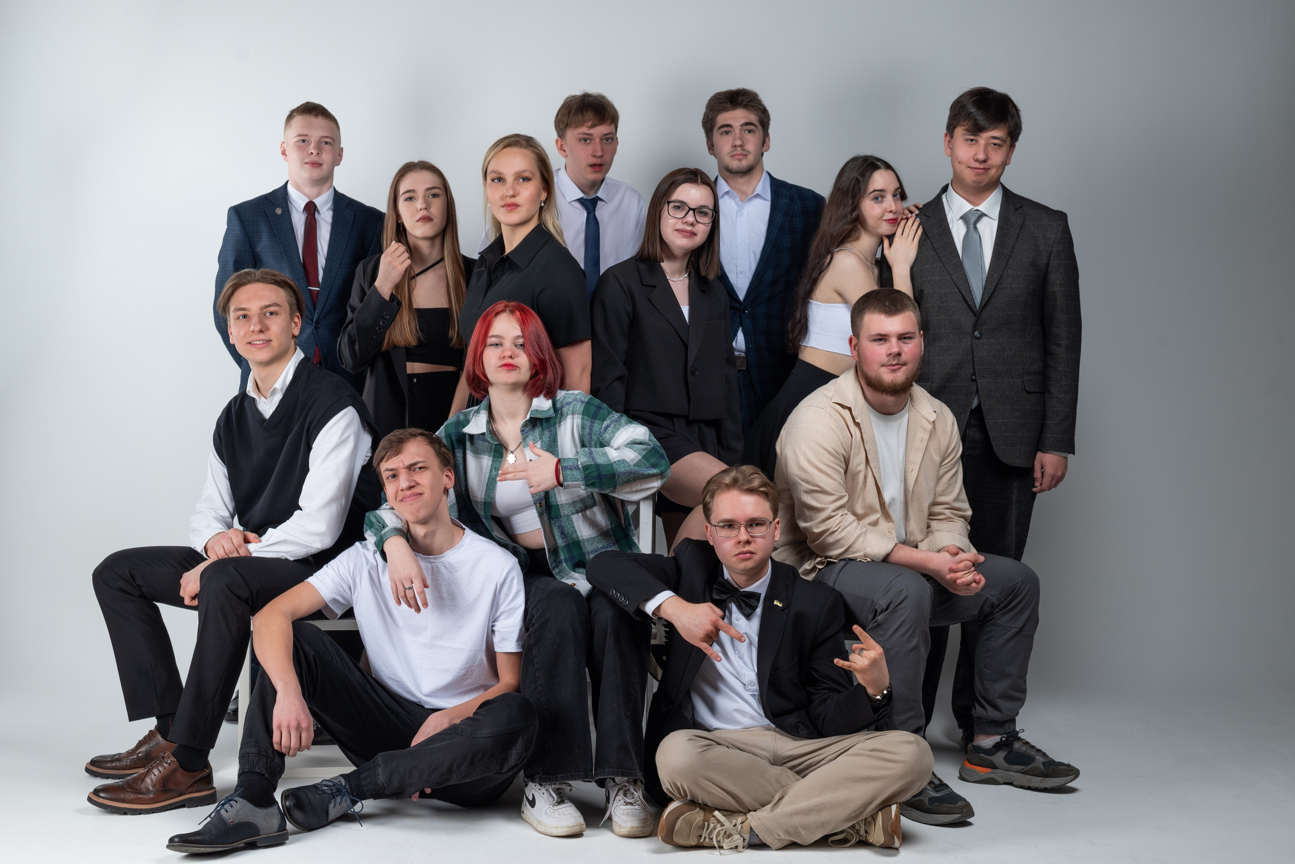 Выпускные альбомы для старшеклассников. Фотовидео.рус