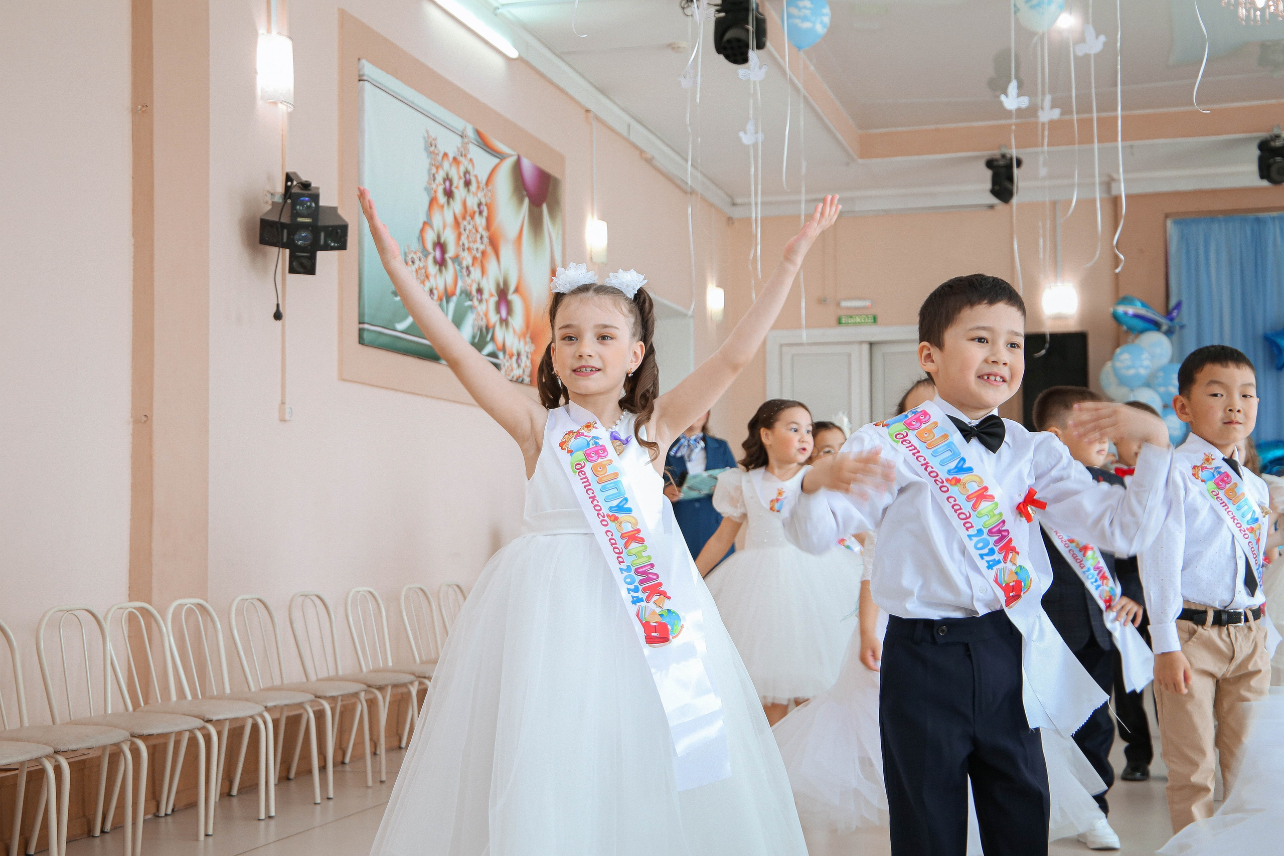 Выпускной детского сада 2024. Свадебный и Школьный фотограф Улан-Удэ Бурятия Джулия Топоева Выпускные альбомы Фотограф на мероприятие