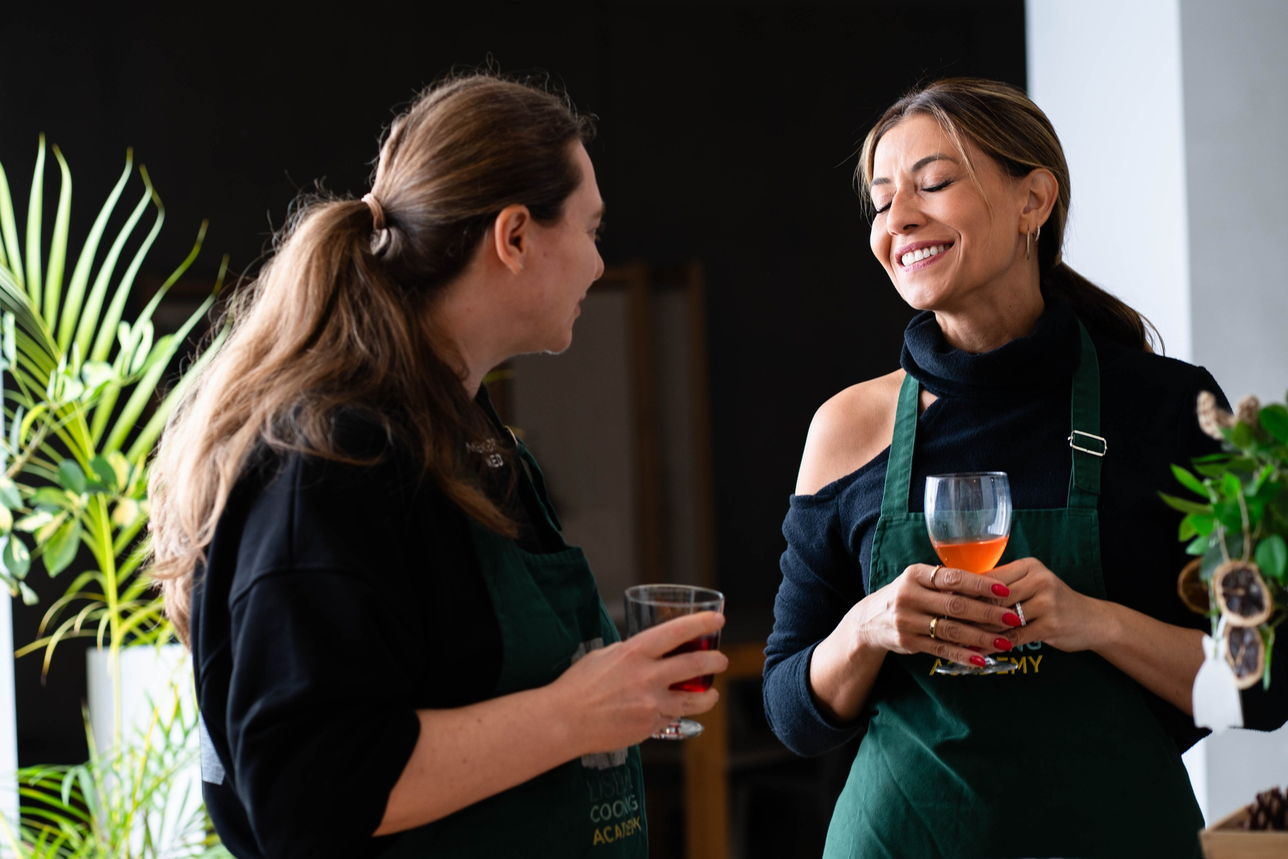 Corporate events. I’m Julia Idamzhapova, a photographer based in Lisbon, creating natural and timeless images