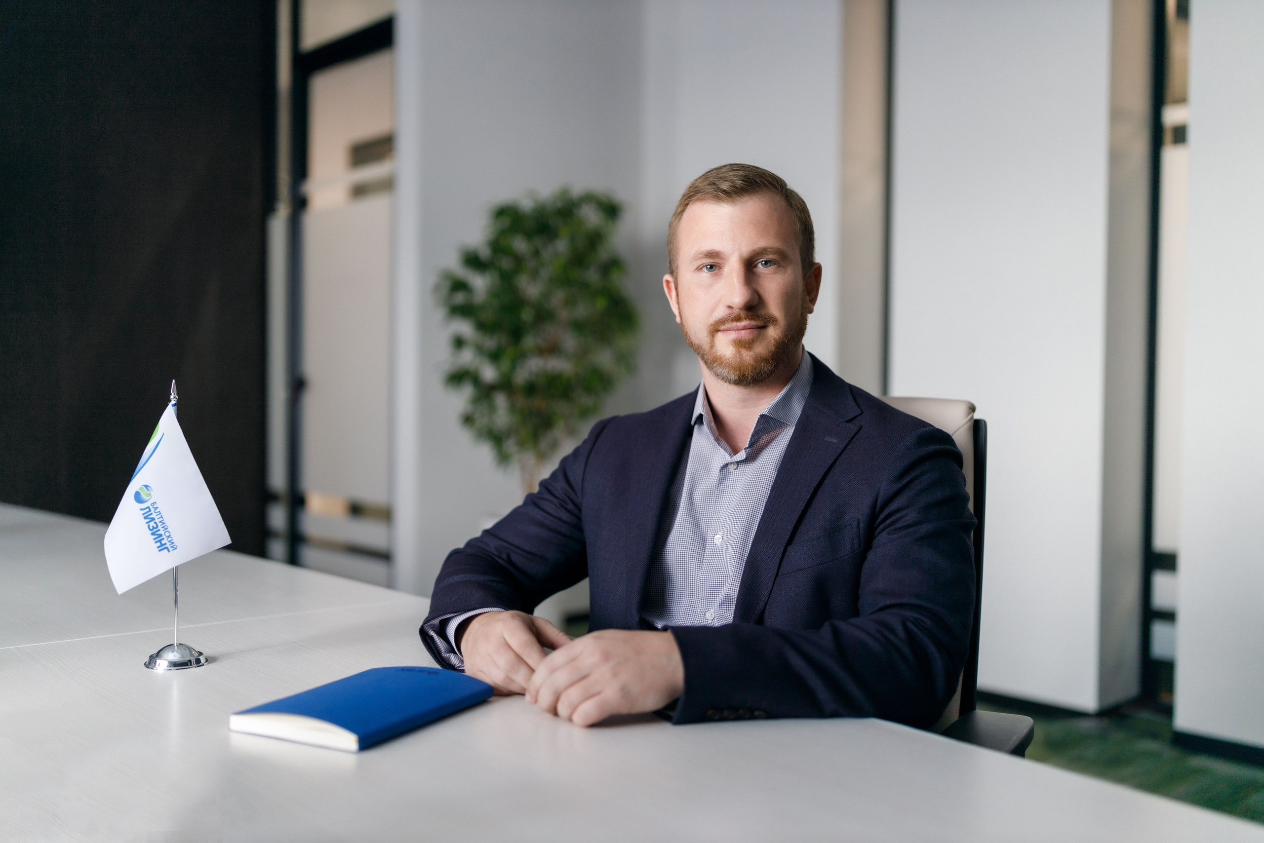 Фотосъемка в офисе. Фотограф Балаев Михаил