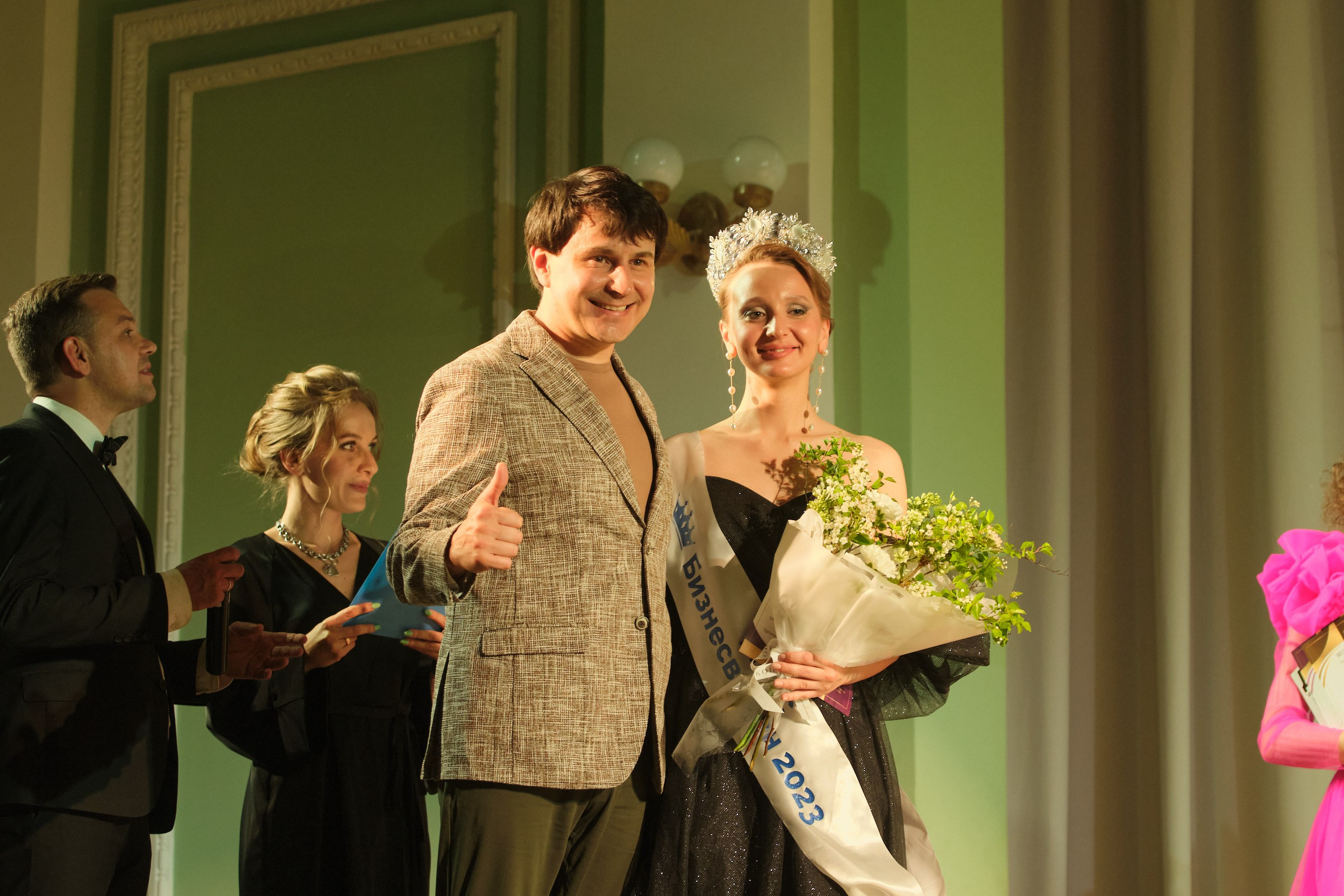 Мисс Корона Сибири. Антон Ив