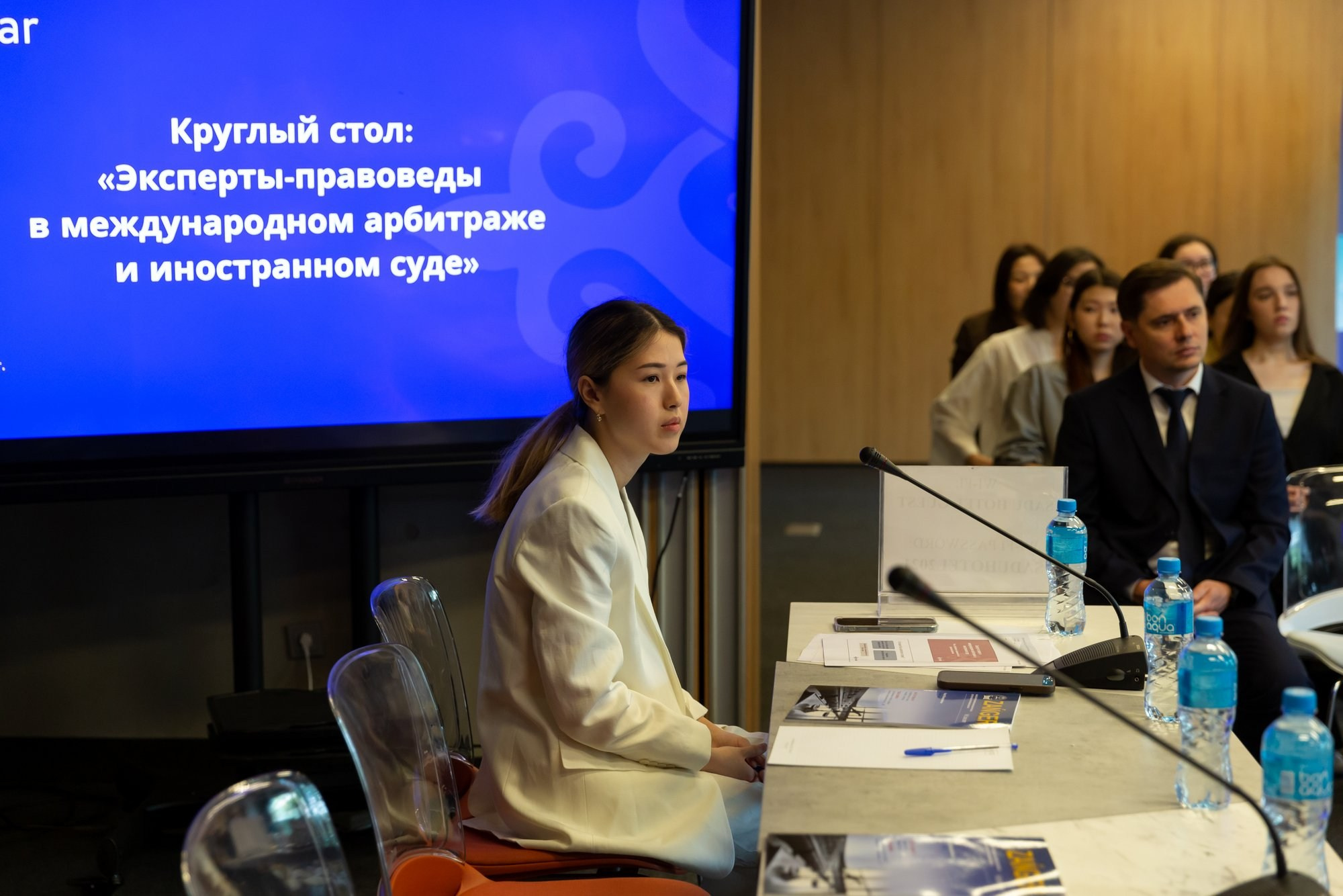 Конференции, семинары, корпоративные мероприятия. Фотостудия Алматы. Фотосъемка Алматы. Фотосессия Алматы. Фотокурсы. Обучение фотографии. Аренда студии