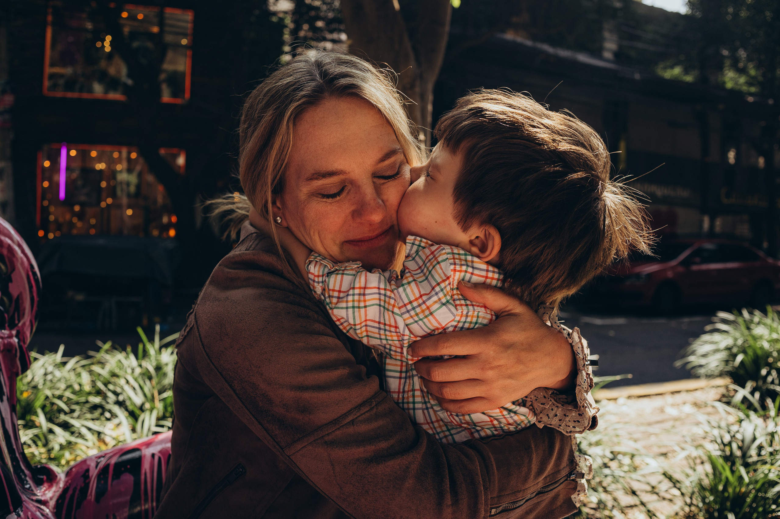Sesión de fotos de mama e hijo en el Parque México, Condesa, Ciudad de México. Ирина Крохалева. Семейный фотограф в Екатеринбурге