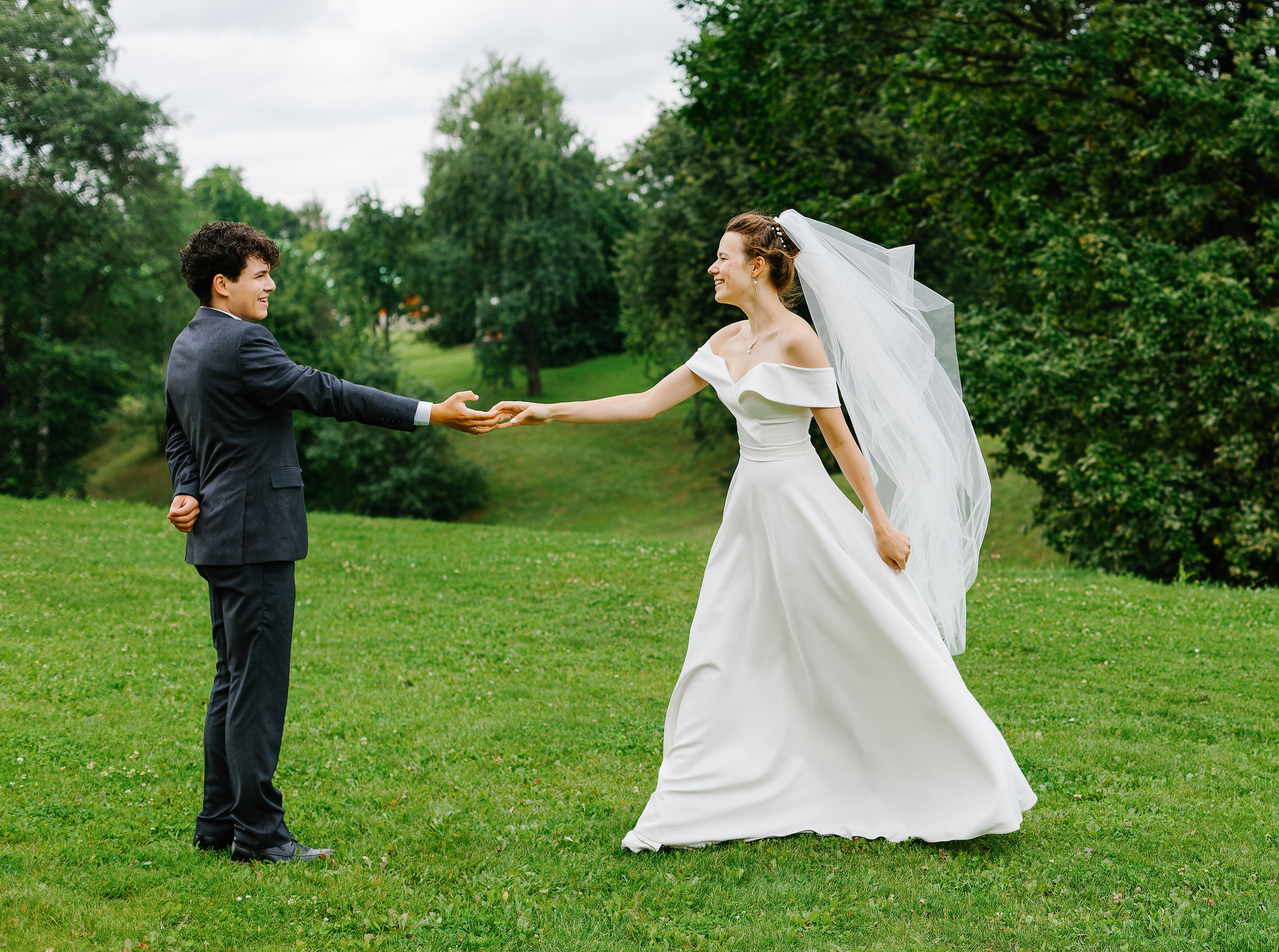 Примеры свадебных фотографий, позы для свадебной съёмки