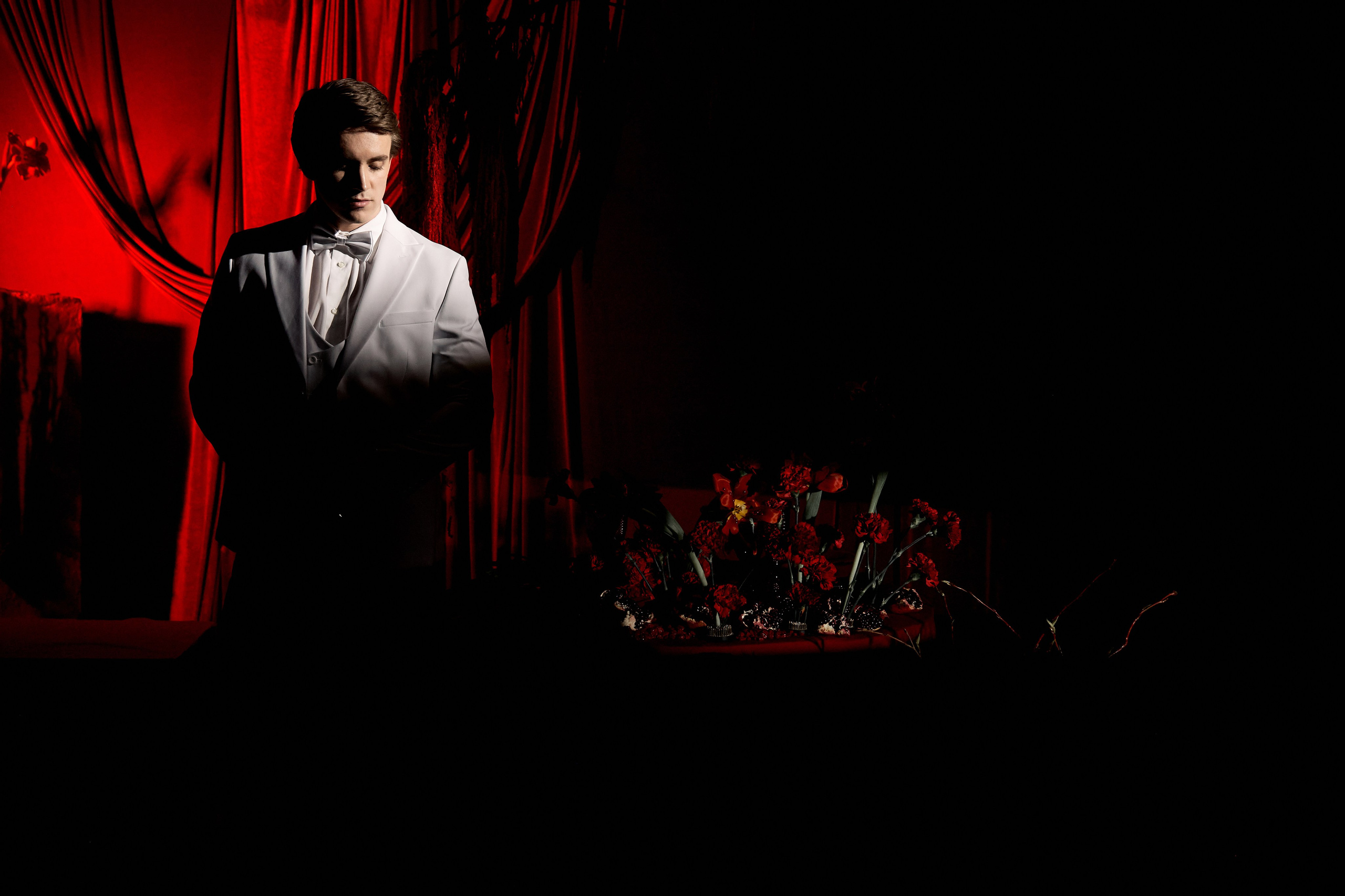 Red. Свадебный фотограф в Красноярске Владимир Ятмасов