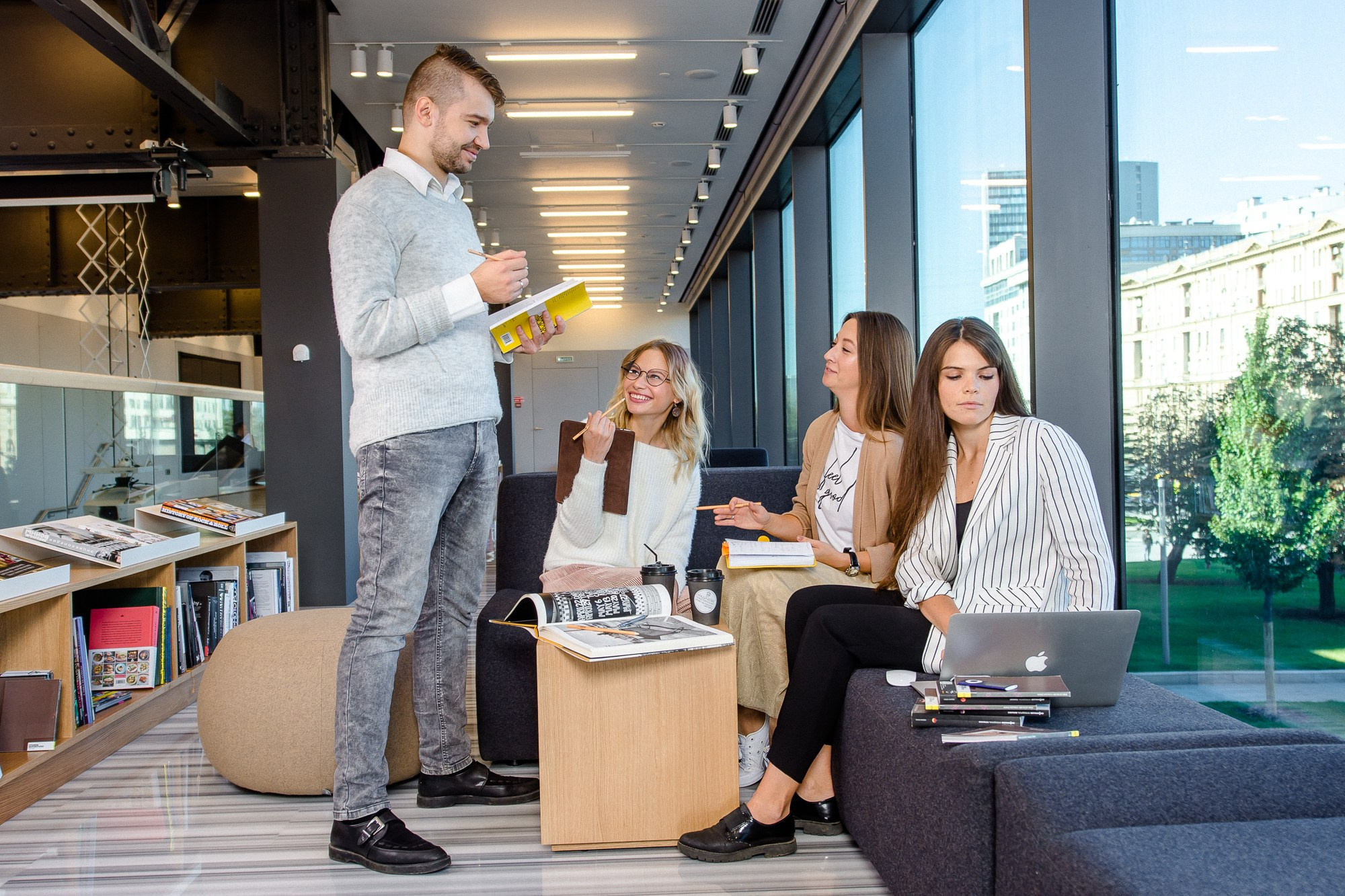 Hyundai Motor Studio (Съемка контента для пространства). Репортажный и свадебный фотограф в Москве