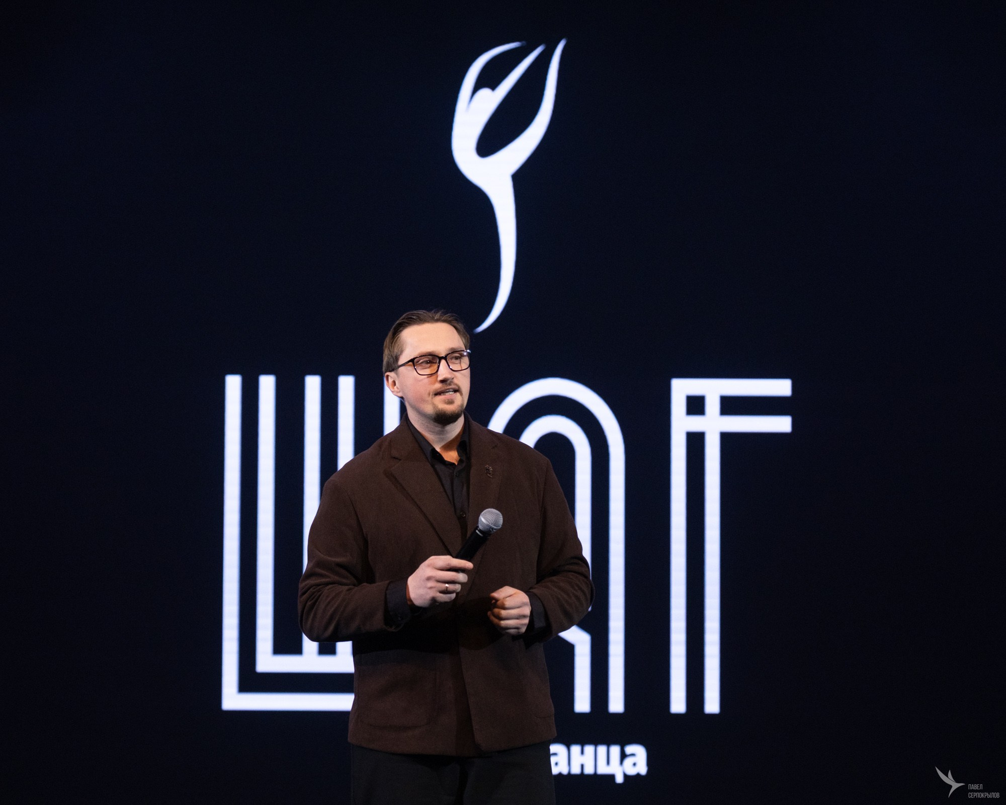 Отчетный концерт студии танца «ШАГ». Репортажный фотограф в Казани Павел Серпокрылов