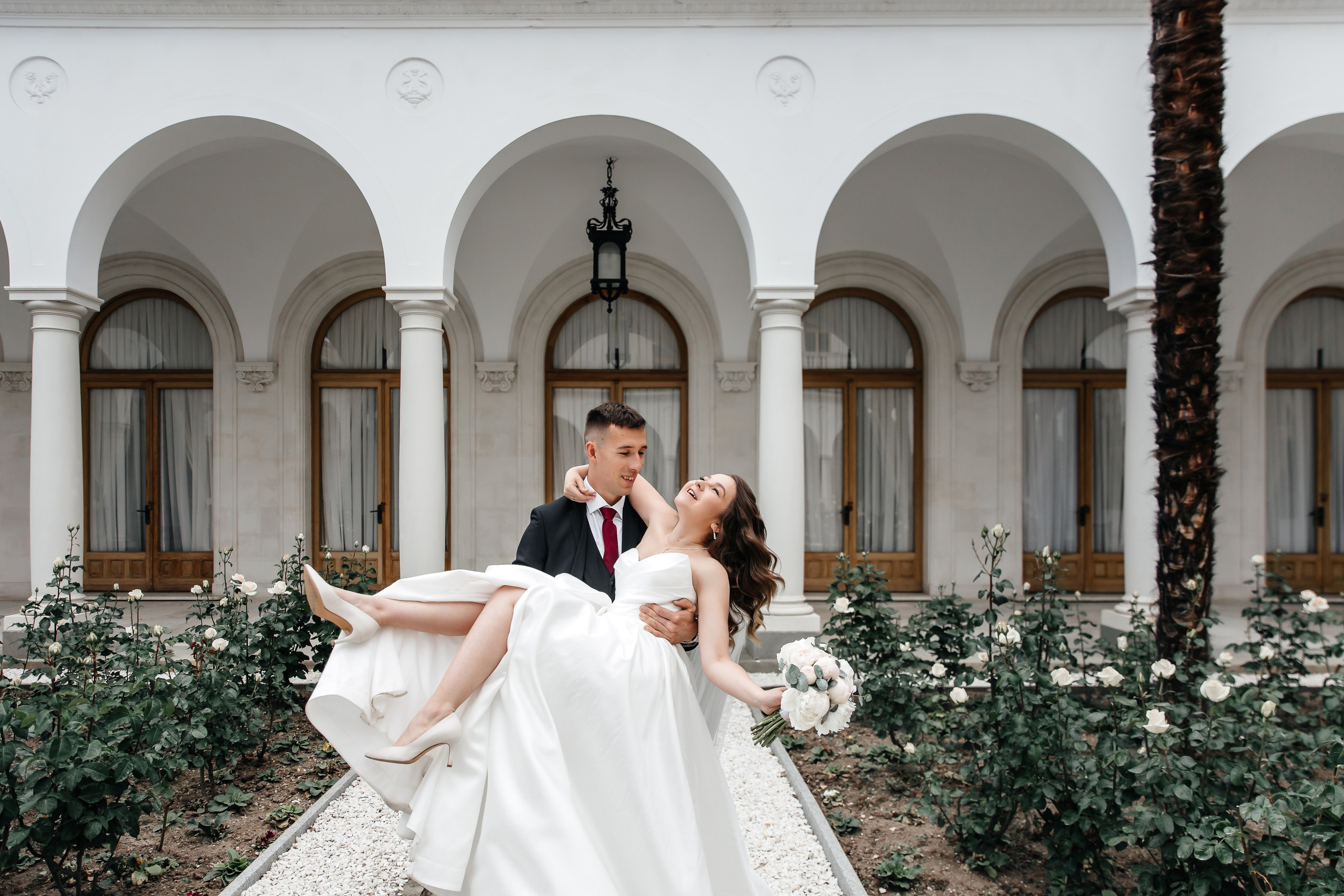 Парк Харакс, май в Крыму. Анонс свадьбы Ильи и Ксении. Свадебный фотограф в Крыму и Севастополе Ольга Баскакова