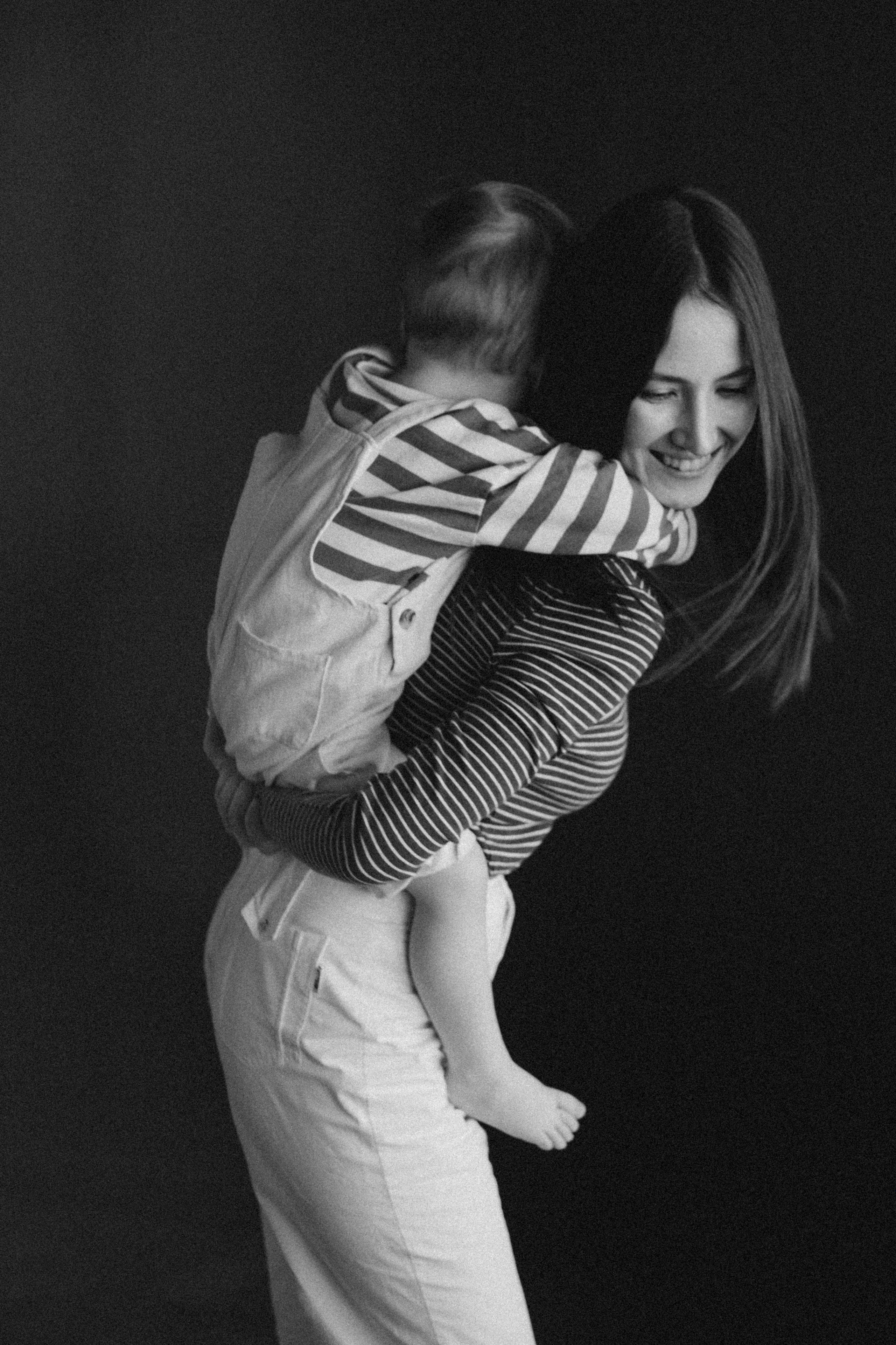 Мама и сын. Фотограф Астафьева Мария