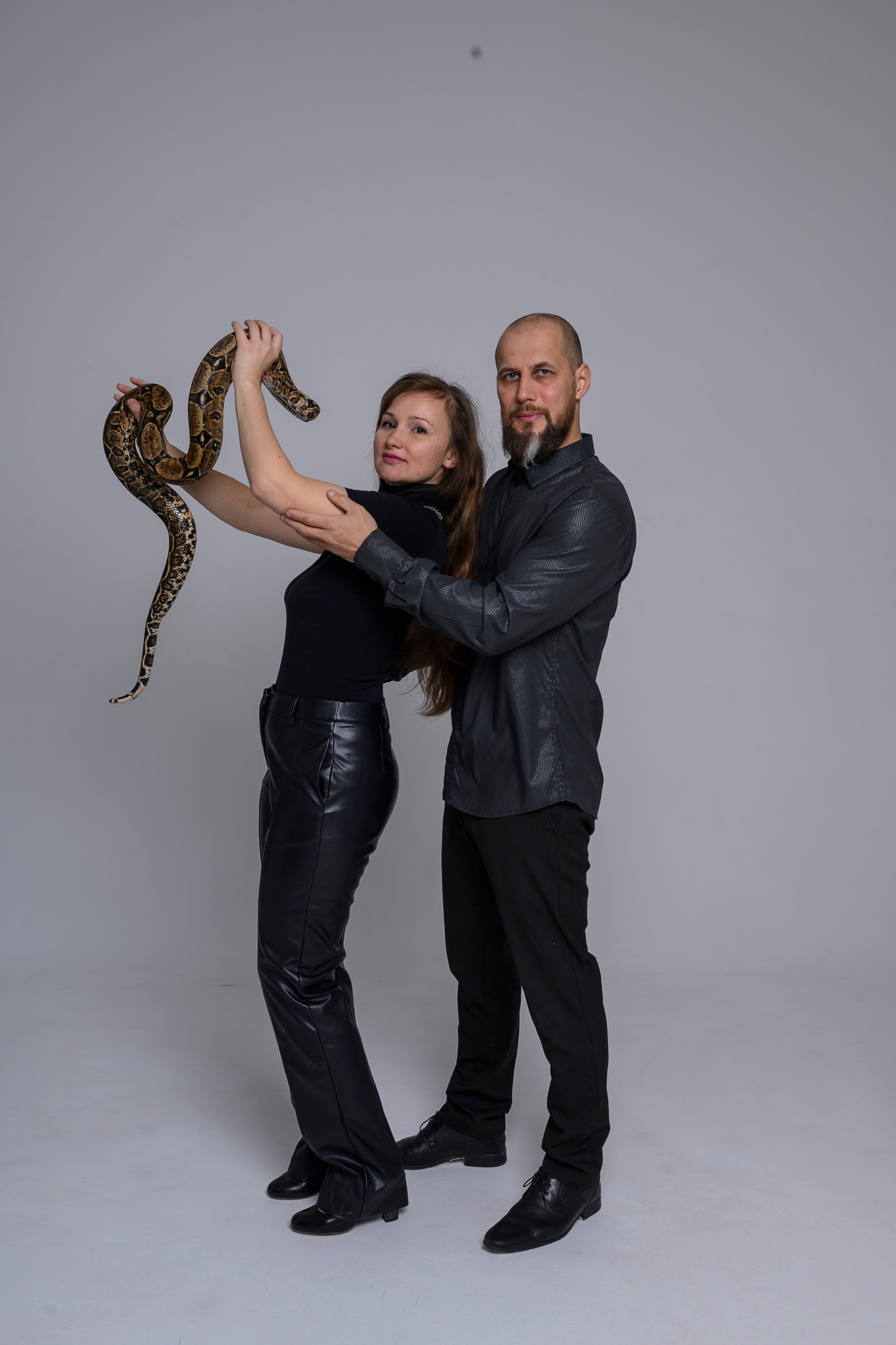 СЬЕМКА СО ЗМЕЕЙ. Семейный фотограф Екатеринбург Лора Мур