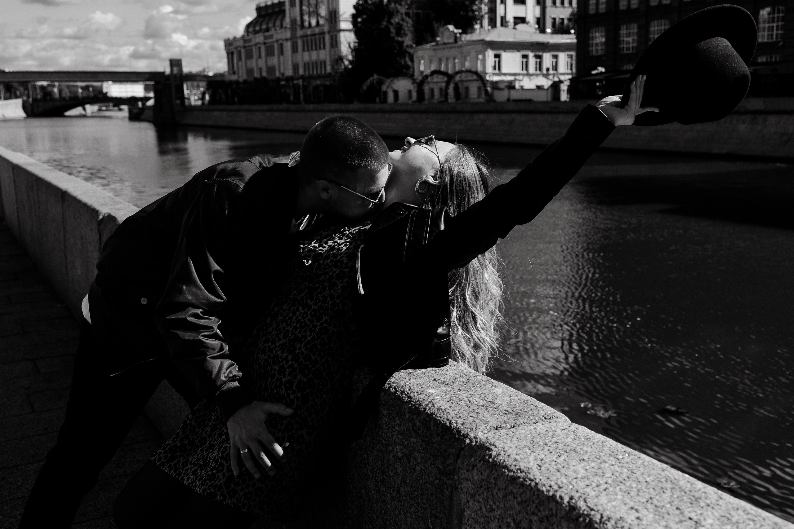 Солнце на Красном Октябре. Свадебный фотограф Александра Тюлякова