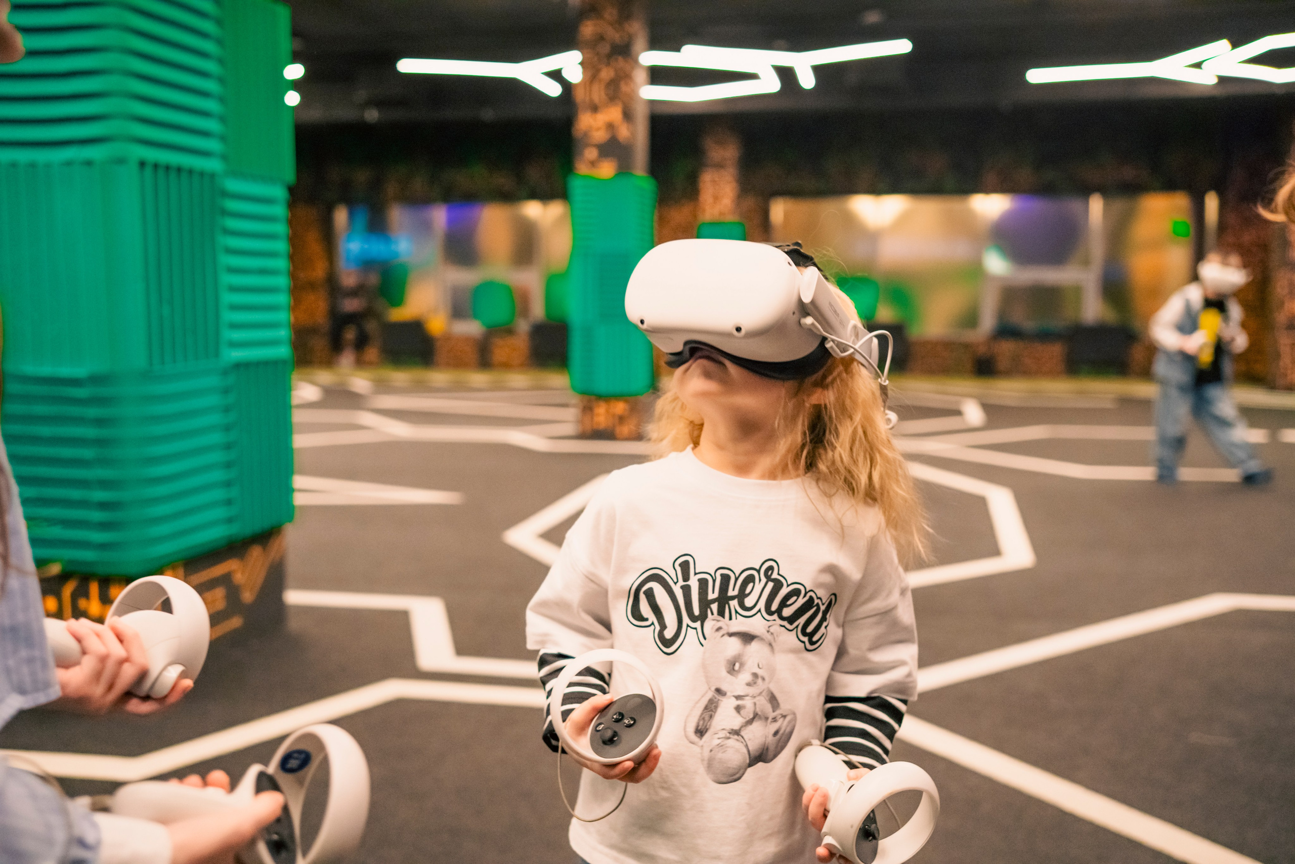 VR (November-December 2024). Felixtones