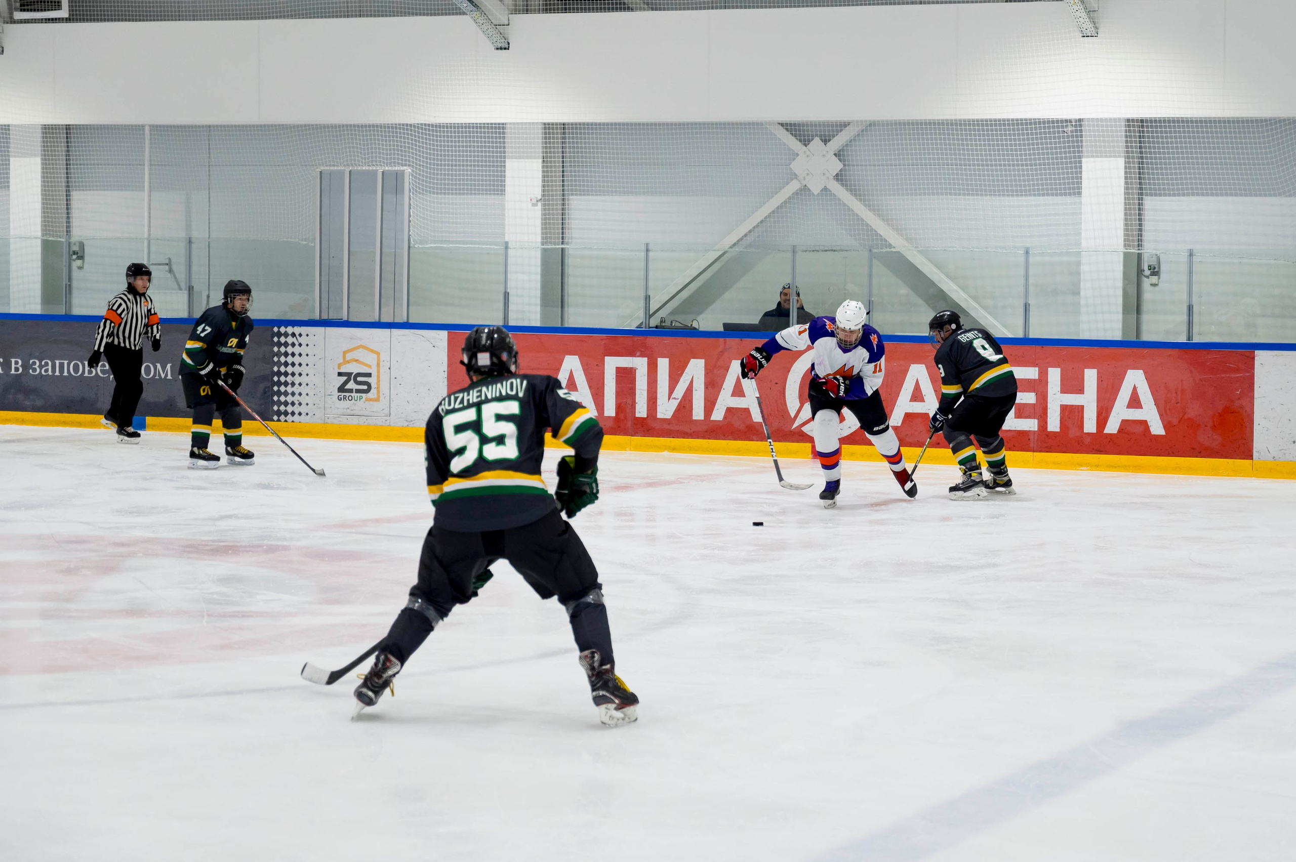 Хоккейный матч корпоративной команды Зарубежнефть. Репортажный фотограф и видеограф Слава Думчев. Тимбилдинги, отчетники, корпоративы