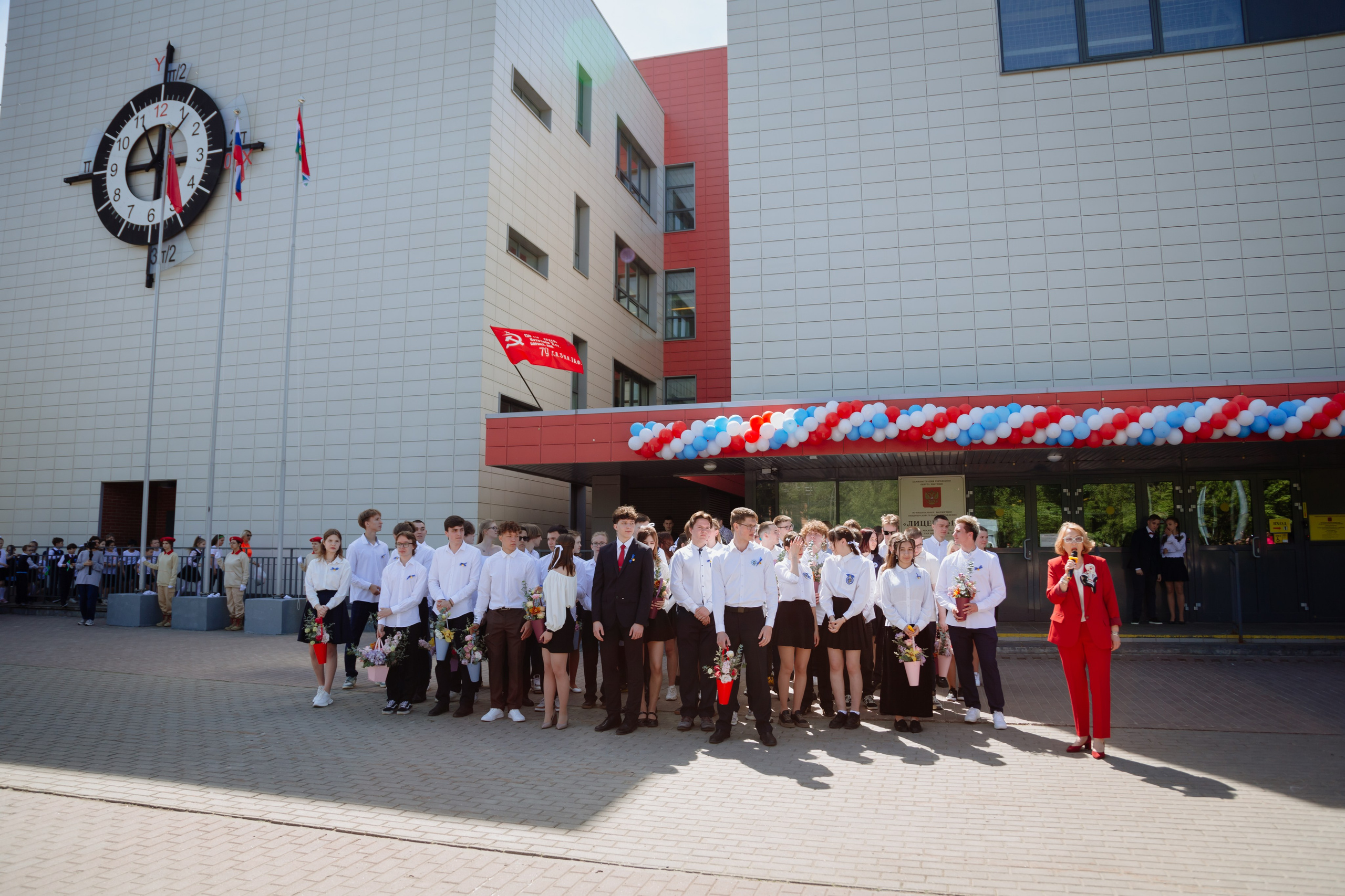 Последний звонок 2024 (2 часа фотосъемки). Профессиональный фотограф Надежда Антонова