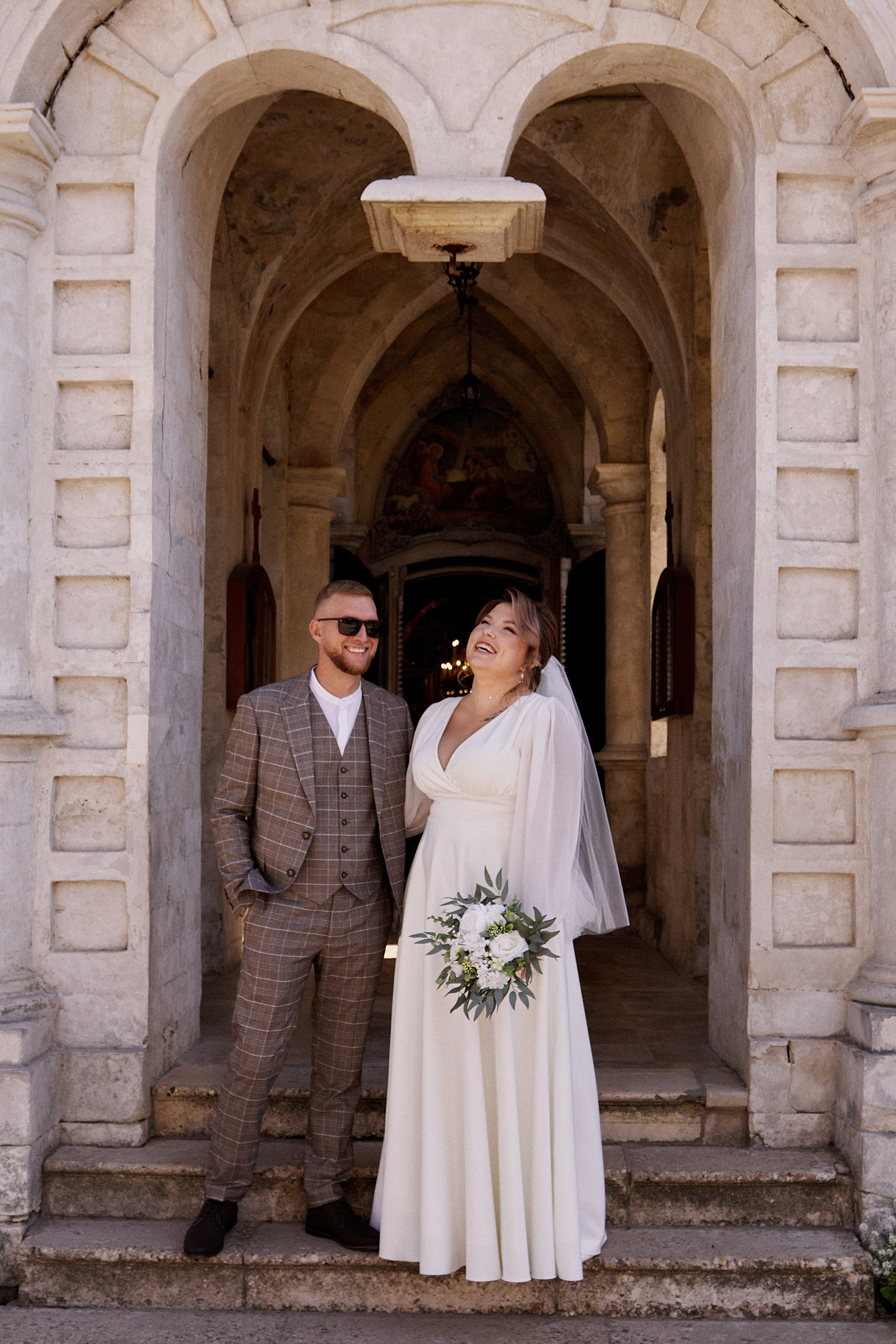 Алевтина и Дмитрий. Владимирский храм. Фотограф лавстори Москва/МО Приятелева Ангелина