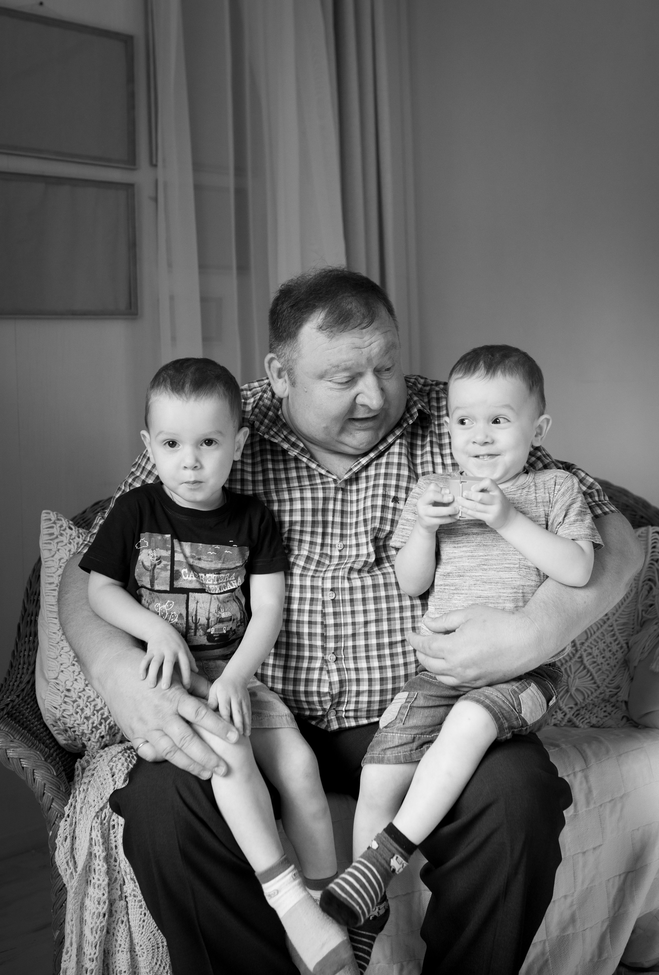 Семейная фотосессия на даче. Фотограф в Железнодорожном и Балашихе