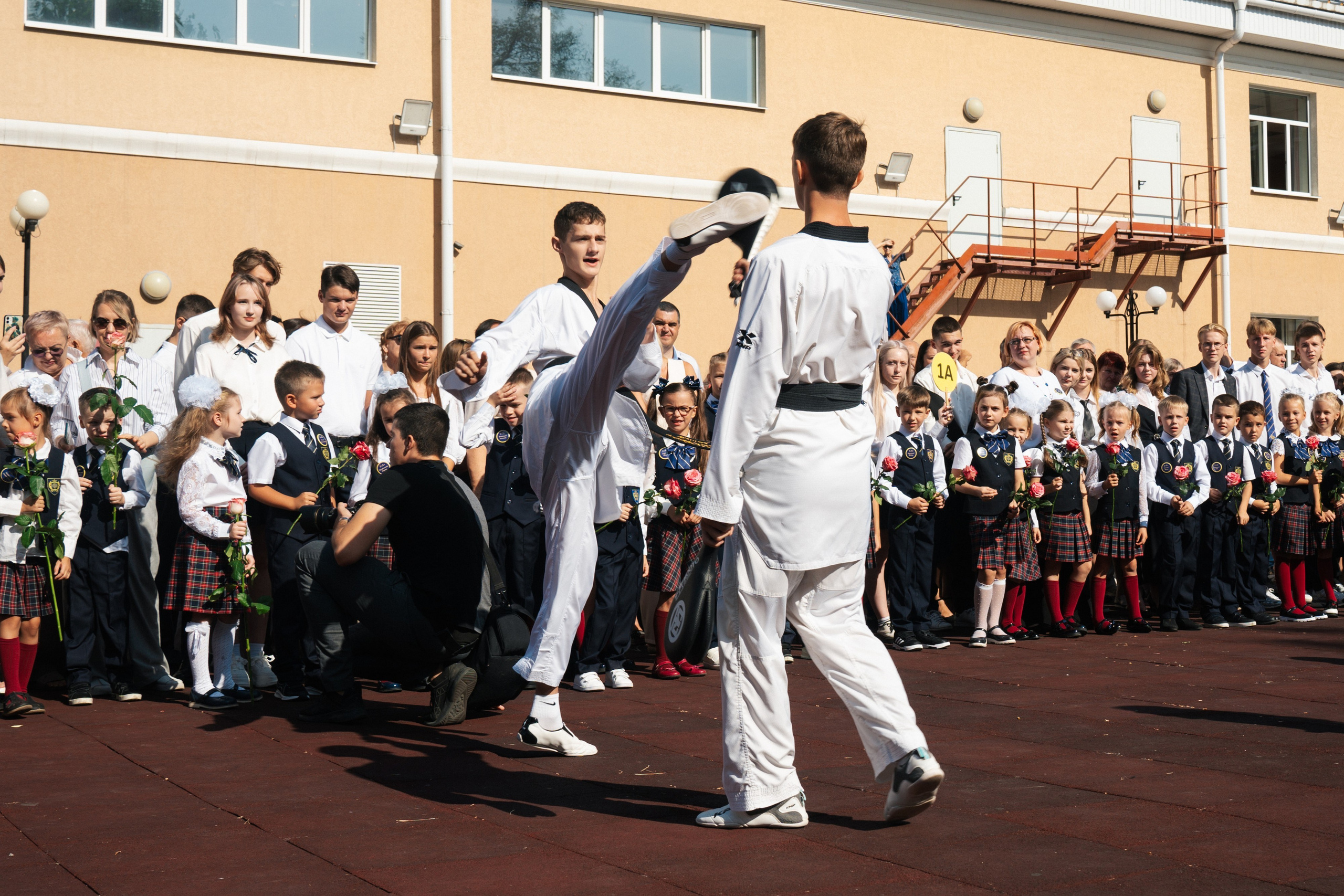 1 сентября | Школа им. Басова. Фотограф в Воронеже Ольга Космодемьянская
