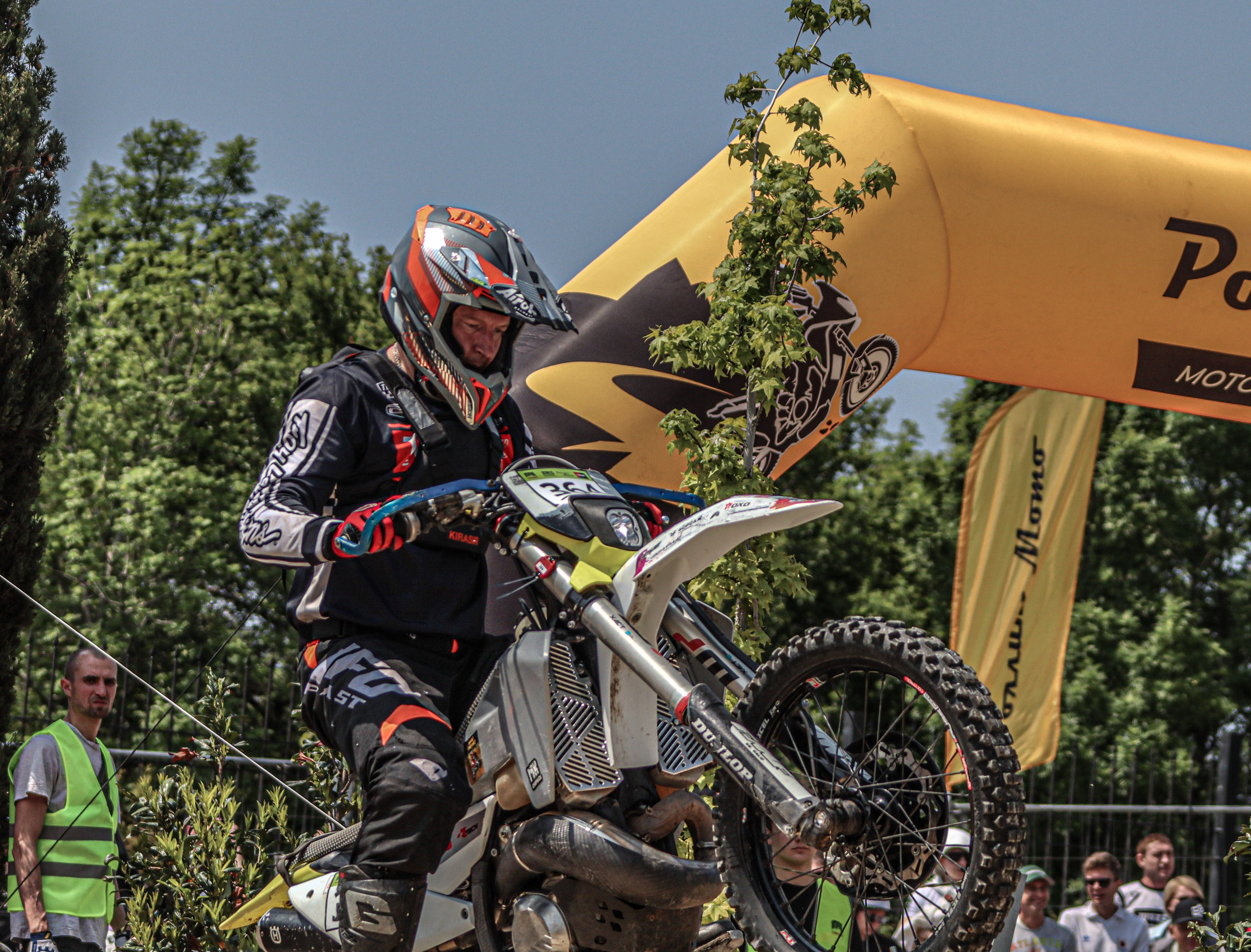 Enduro. Ivaladimirovna1995.wfolio.pro
