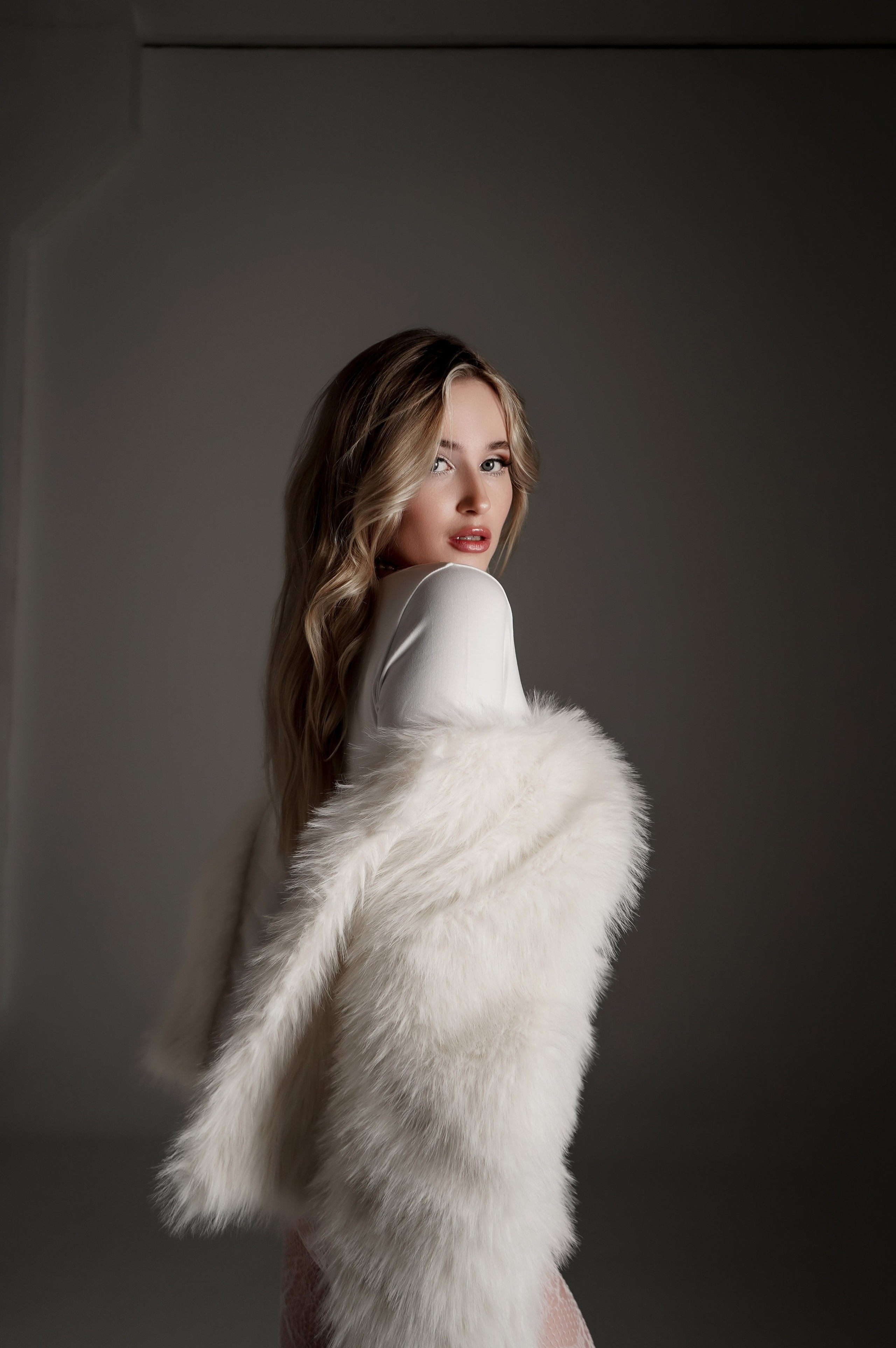 Женский фотограф Ростов-на-Дону. Фотосессия в фотостудии. Анастасия. Свадебный фотограф в Ростове-на-Дону. Таинство Крещения и Венчания, семейные фотосессии. Алёна Чёботова