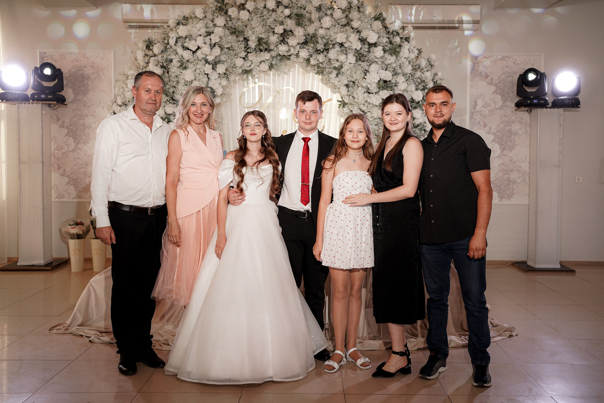 Свадьба «Полный день. Premium». Даниил и Алёна. Фотосессия в Ростове-на-Дону. Свадебный фотограф в Ростове-на-Дону. Таинство Крещения и Венчания, семейные фотосессии. Алёна Чёботова