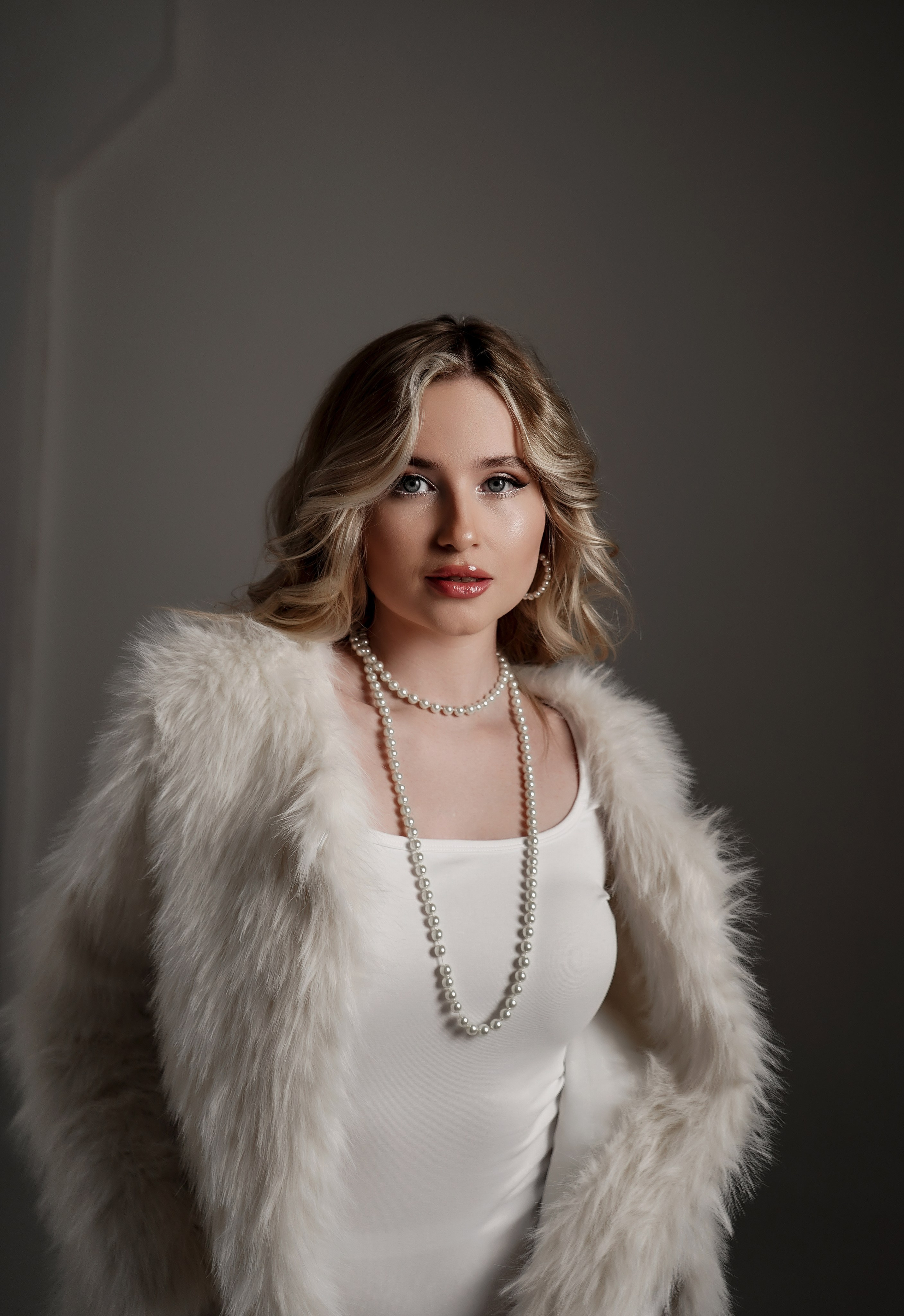 Женский фотограф Ростов-на-Дону. Фотосессия в фотостудии. Анастасия. Свадебный фотограф в Ростове-на-Дону. Таинство Крещения и Венчания, семейные фотосессии. Алёна Чёботова