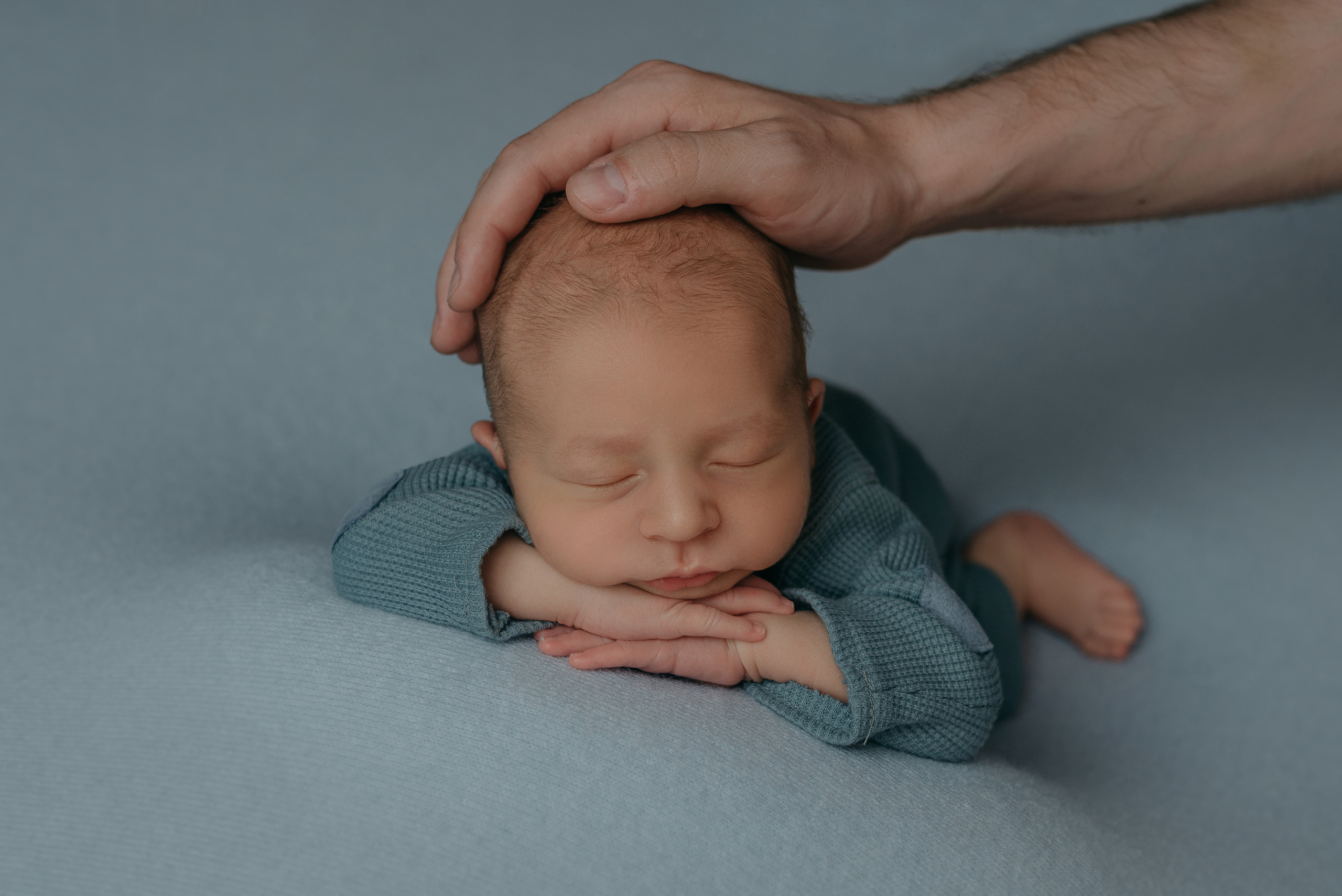 Глеб. Фотограф новорожденных Белгород