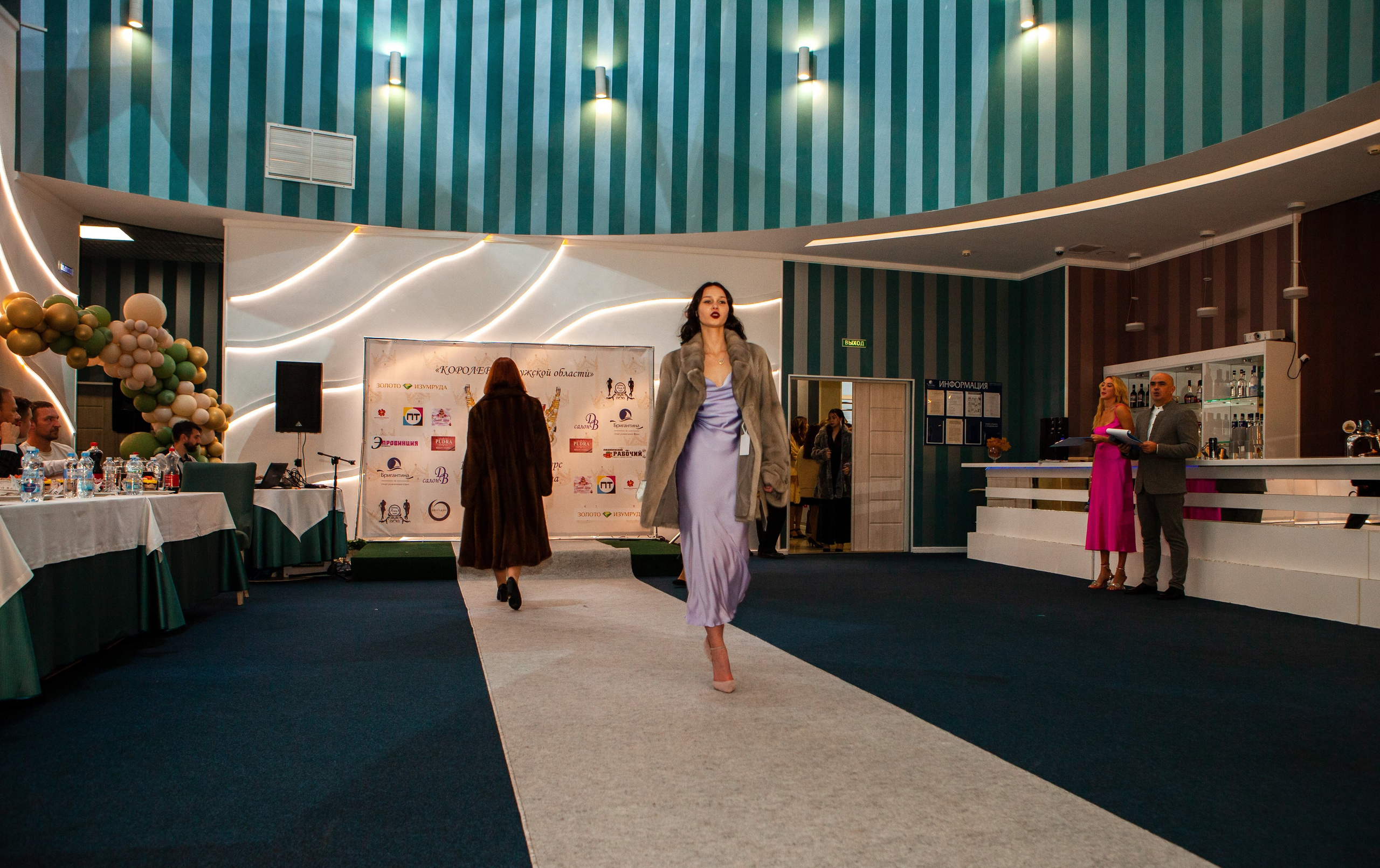 Королева Калужской области. Репортажный, семейный, свадебный, портретный фотограф