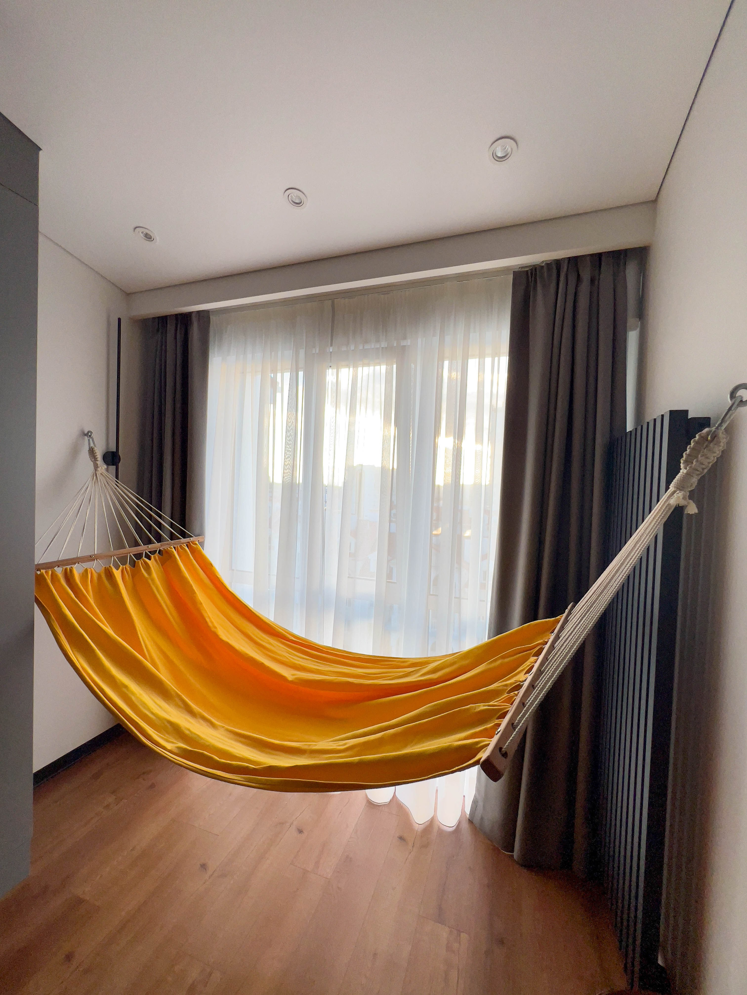 The apartment is on two levels. Fotograf Dmitrii Donets