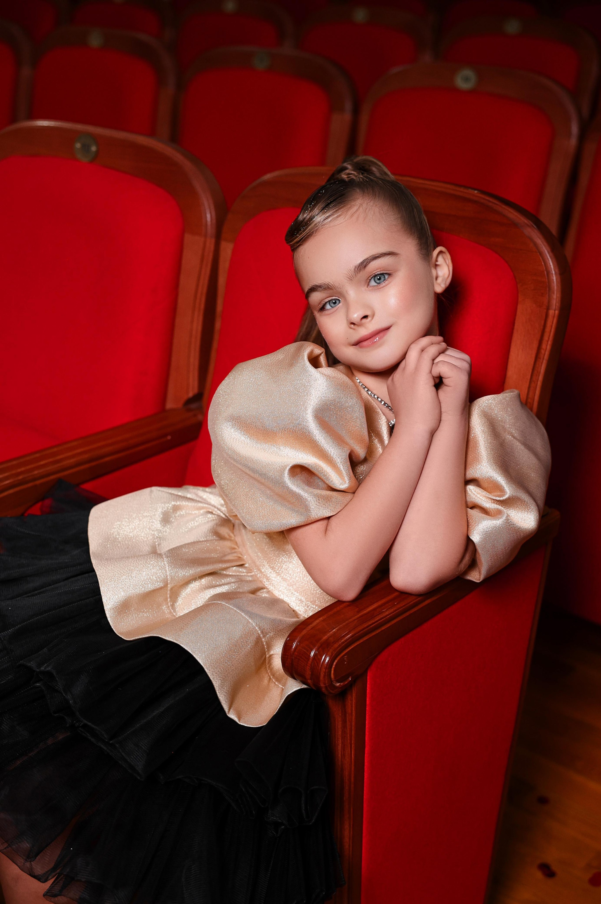 MILANA. Модельная студия MIA Models