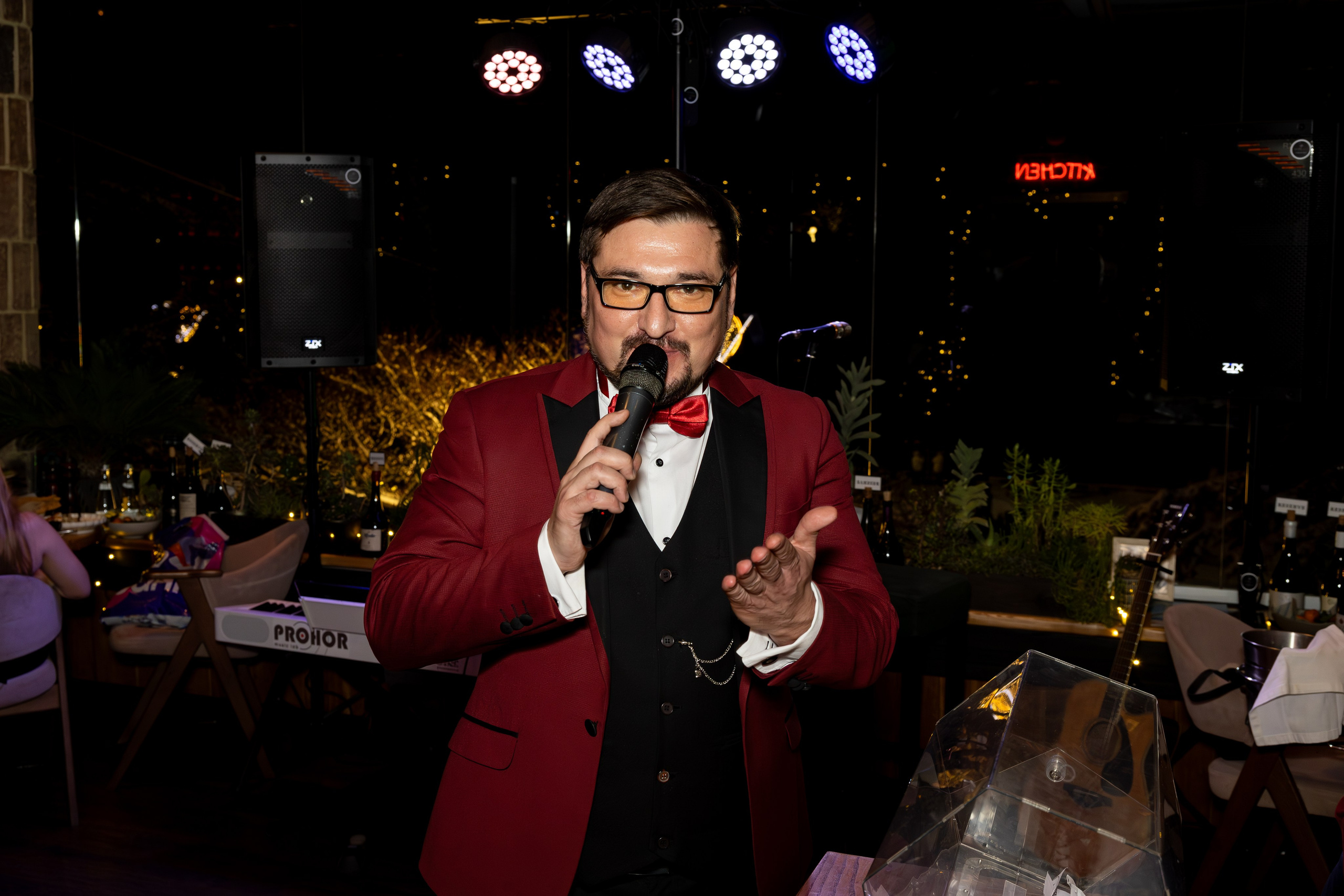 Новогодняя ночь 2026 в панорамном ресторане «Чайка». Дженбаз Павел — фотограф в Ялте