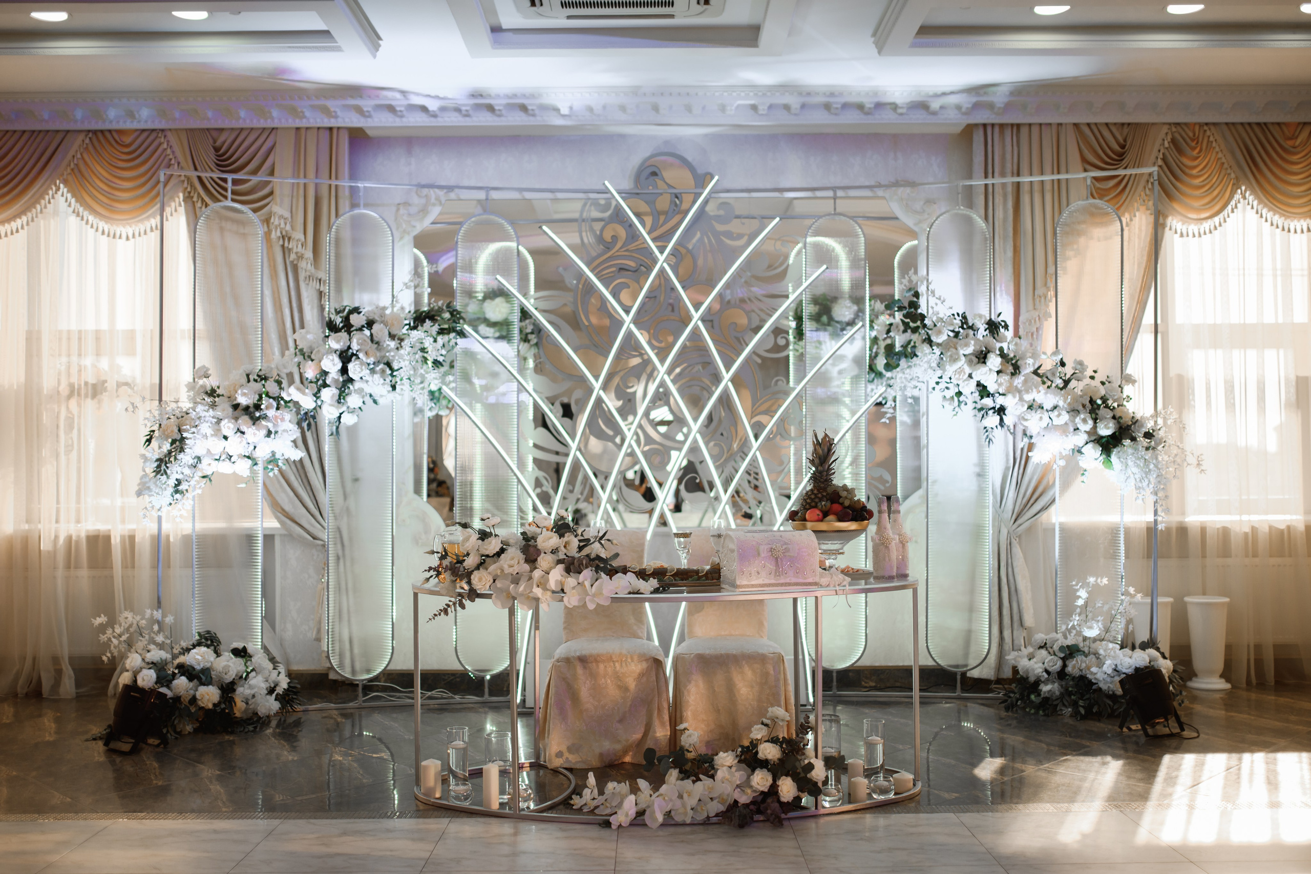 B & A. Свадебный фотограф в г. Астрахань. Так же выезжаю в другие города