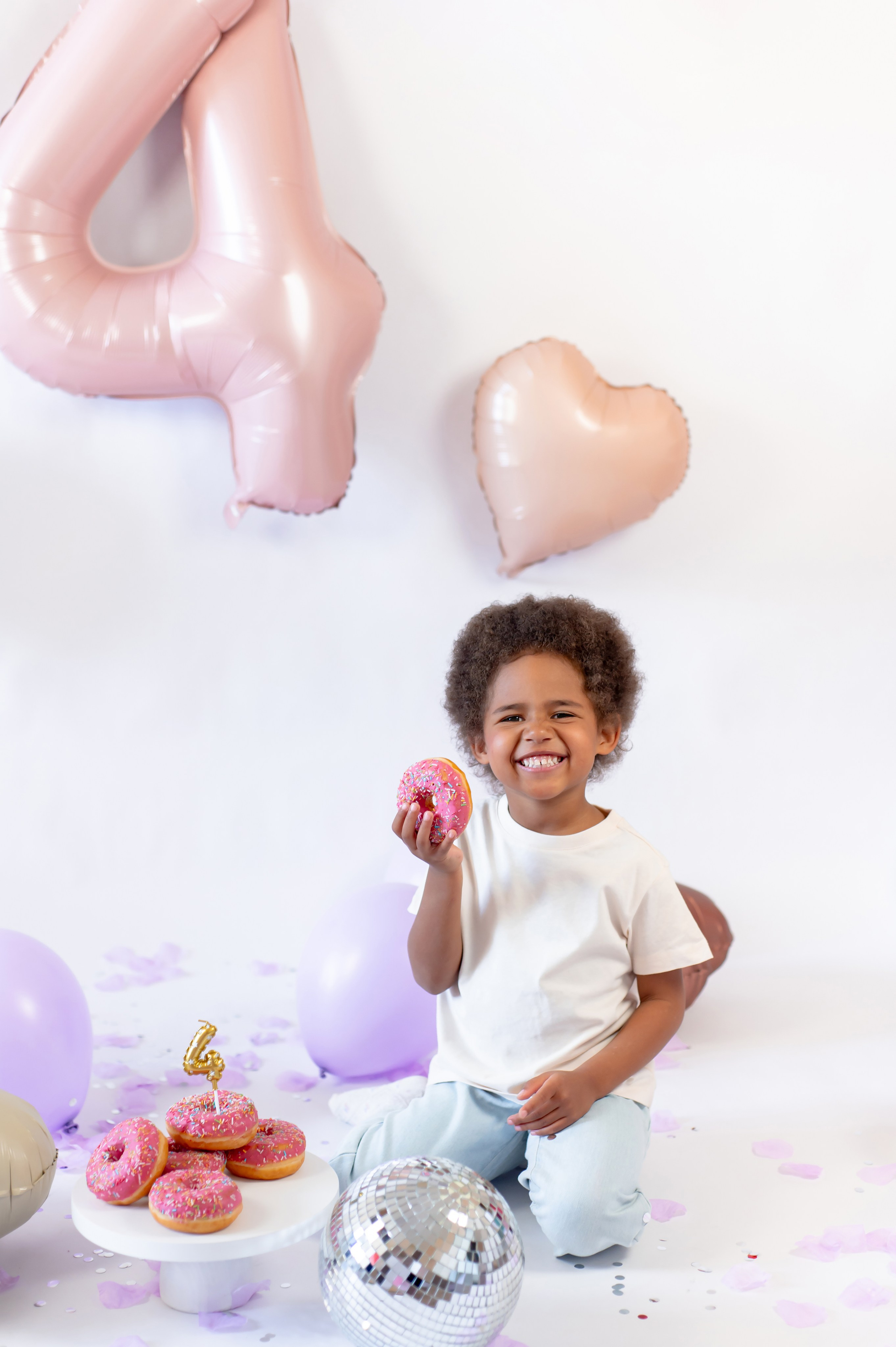 Афея. Детский и семейный фотограф Эльмира Веселова. Детская фотостудия Мира. Фотосессия на годик