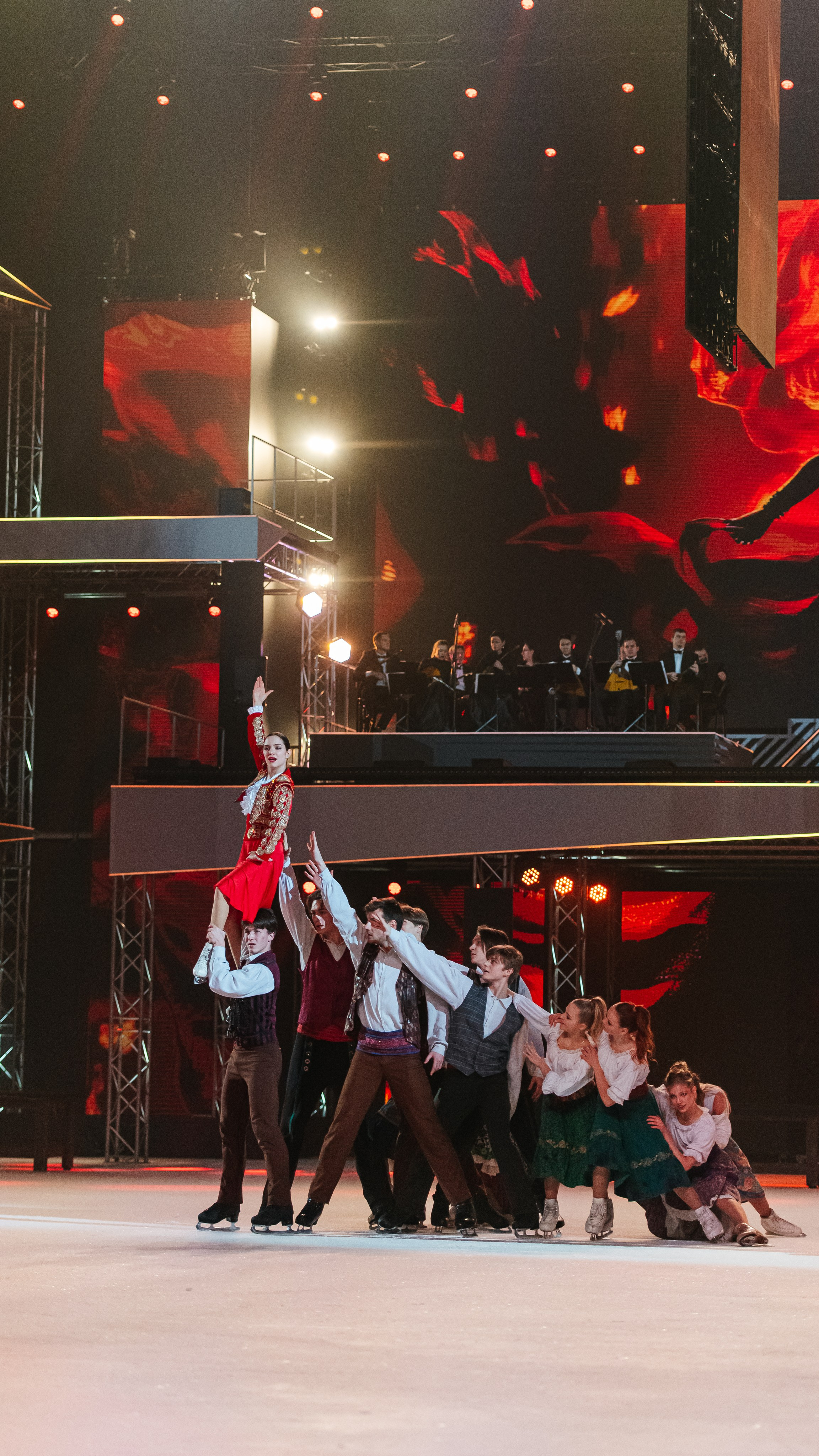 ШОУ Ильи АВЕРБУХА. ДИНА МИХНЕВА спортивный фотограф Москва