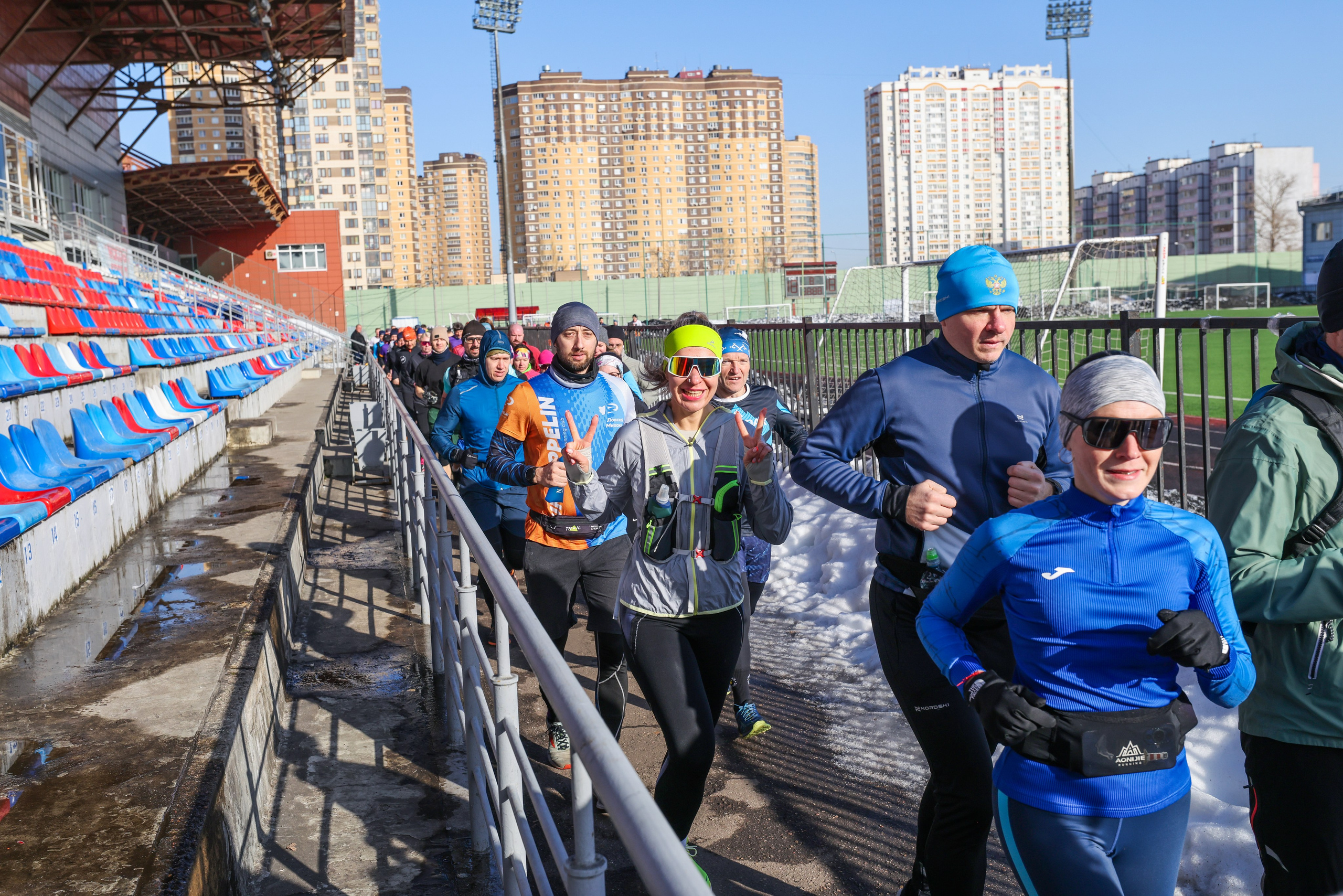 Марафон у дома, Долгопрудный, 15.03.26. Фотограф Сергей Ловкий