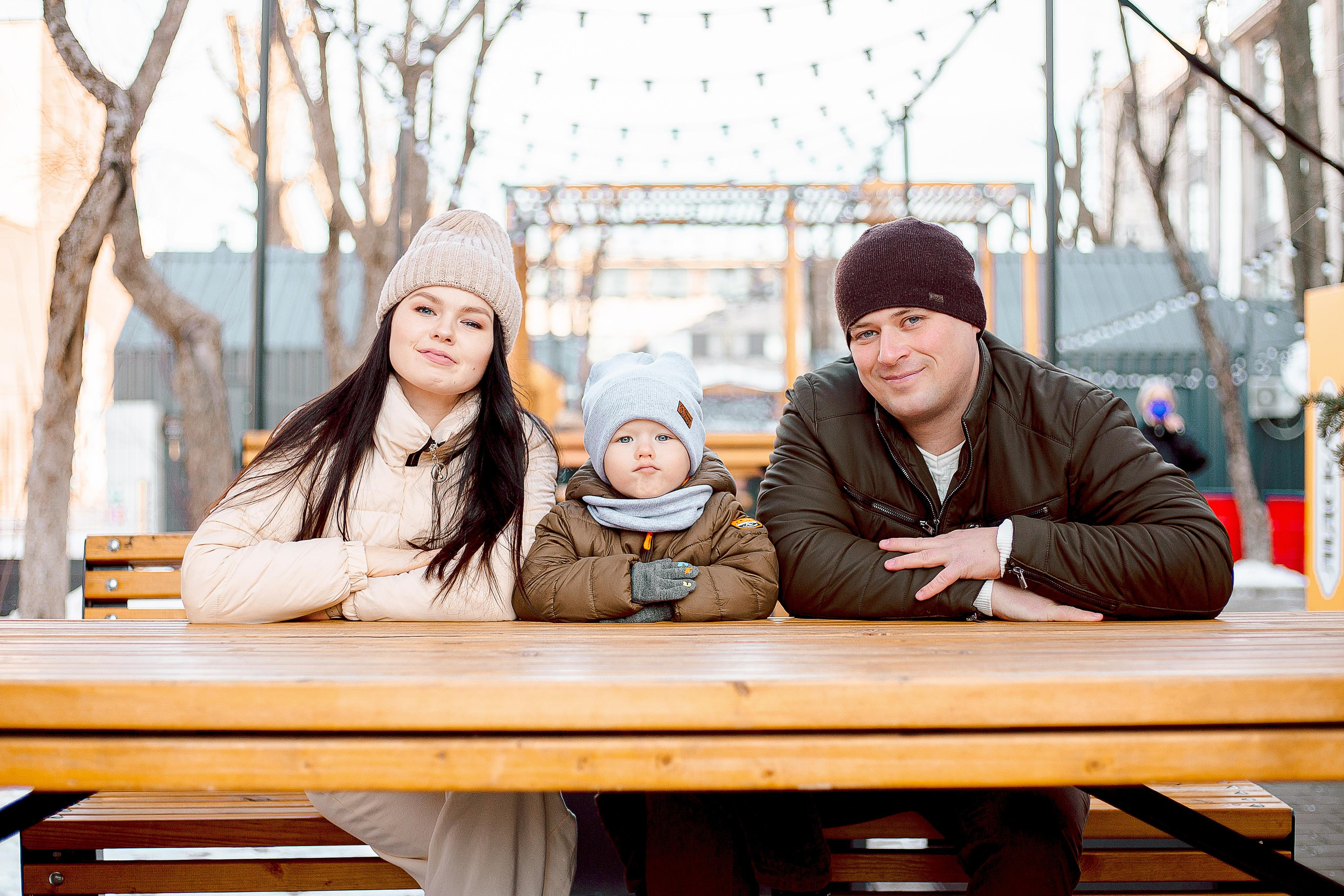 Папа, мама и Богдан. Семейный детский фотограф. Фотосессия в Минске